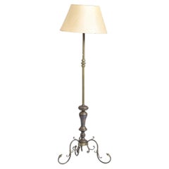 Lighting - Tall floor lamp
