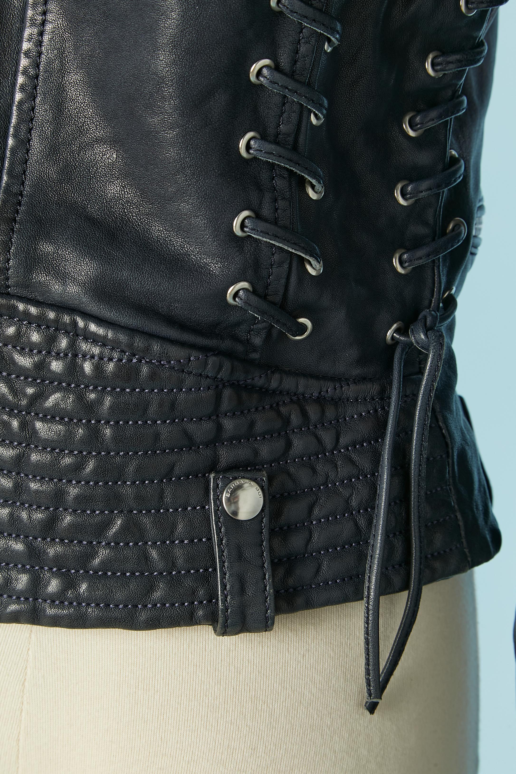 Giacca biker in pelle nera leggermente padellata con lacci in pelle BARBARA BUI New in vendita 3