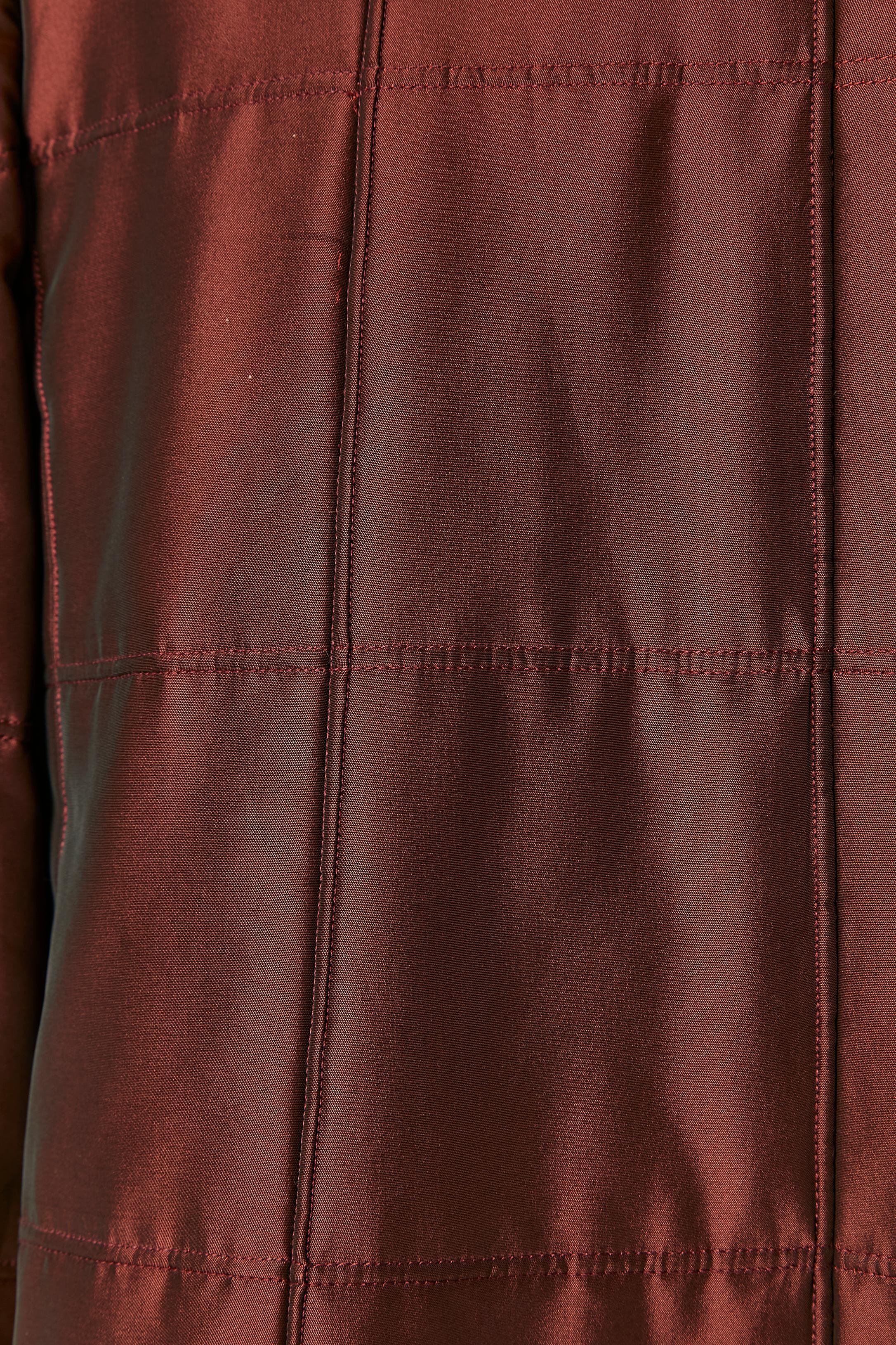 Manteau de soirée bordeaux légèrement rembourré,identification CHANEL vers 2000 en vente 2