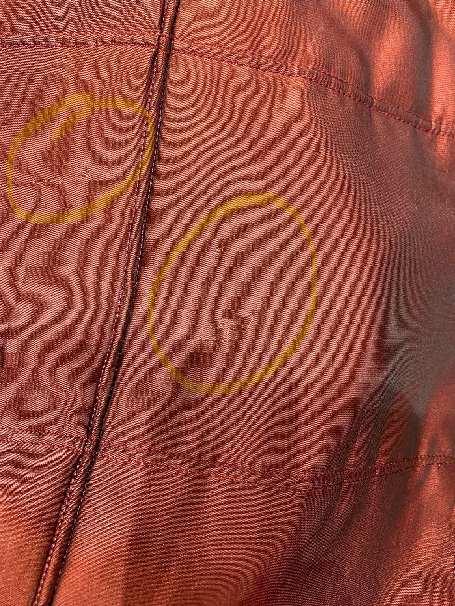Manteau de soirée bordeaux légèrement rembourré,identification CHANEL vers 2000 en vente 3