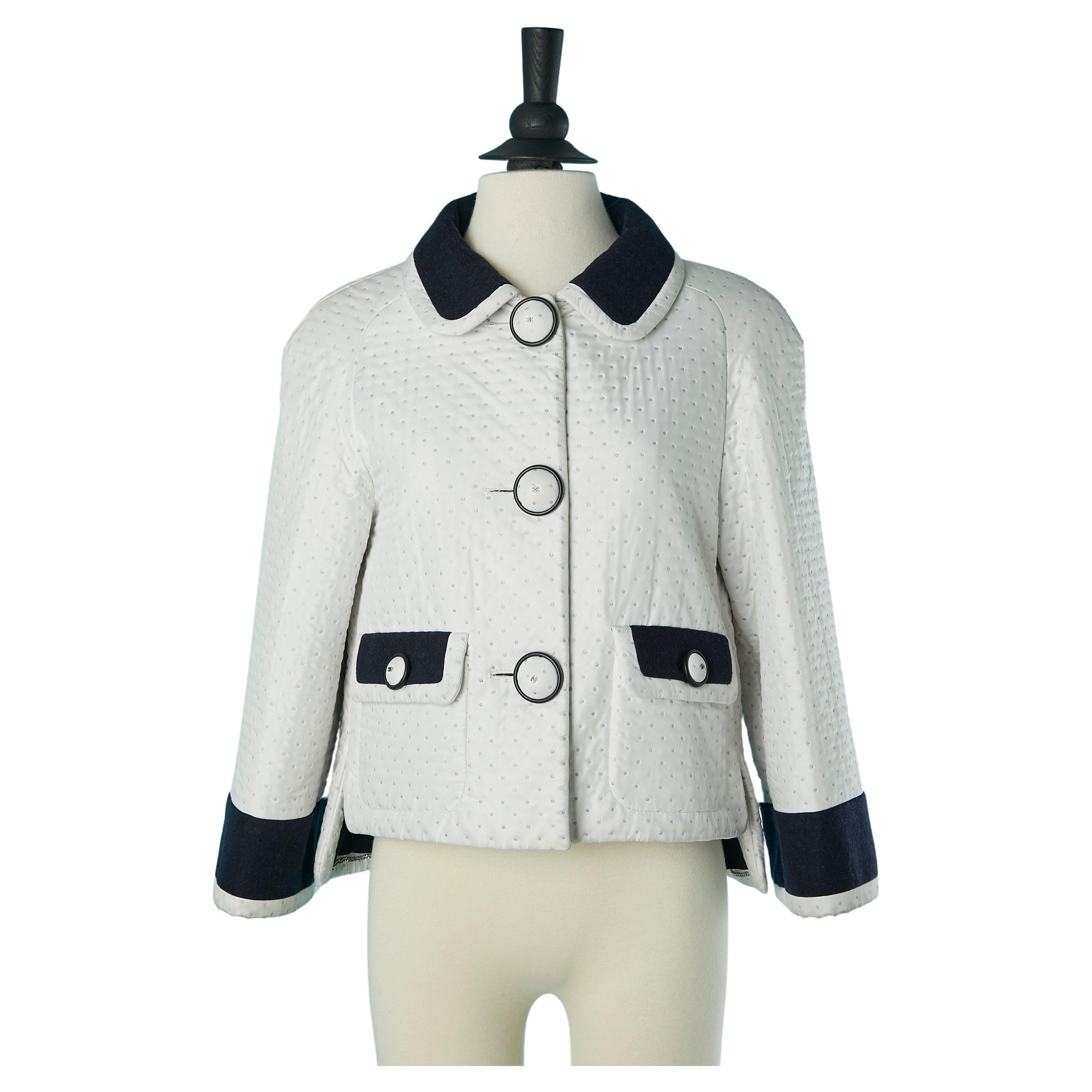 Leicht gepolsterte einreihige Jacke mit silbernem Punkt und Wolleinsatz von Chanel  im Angebot