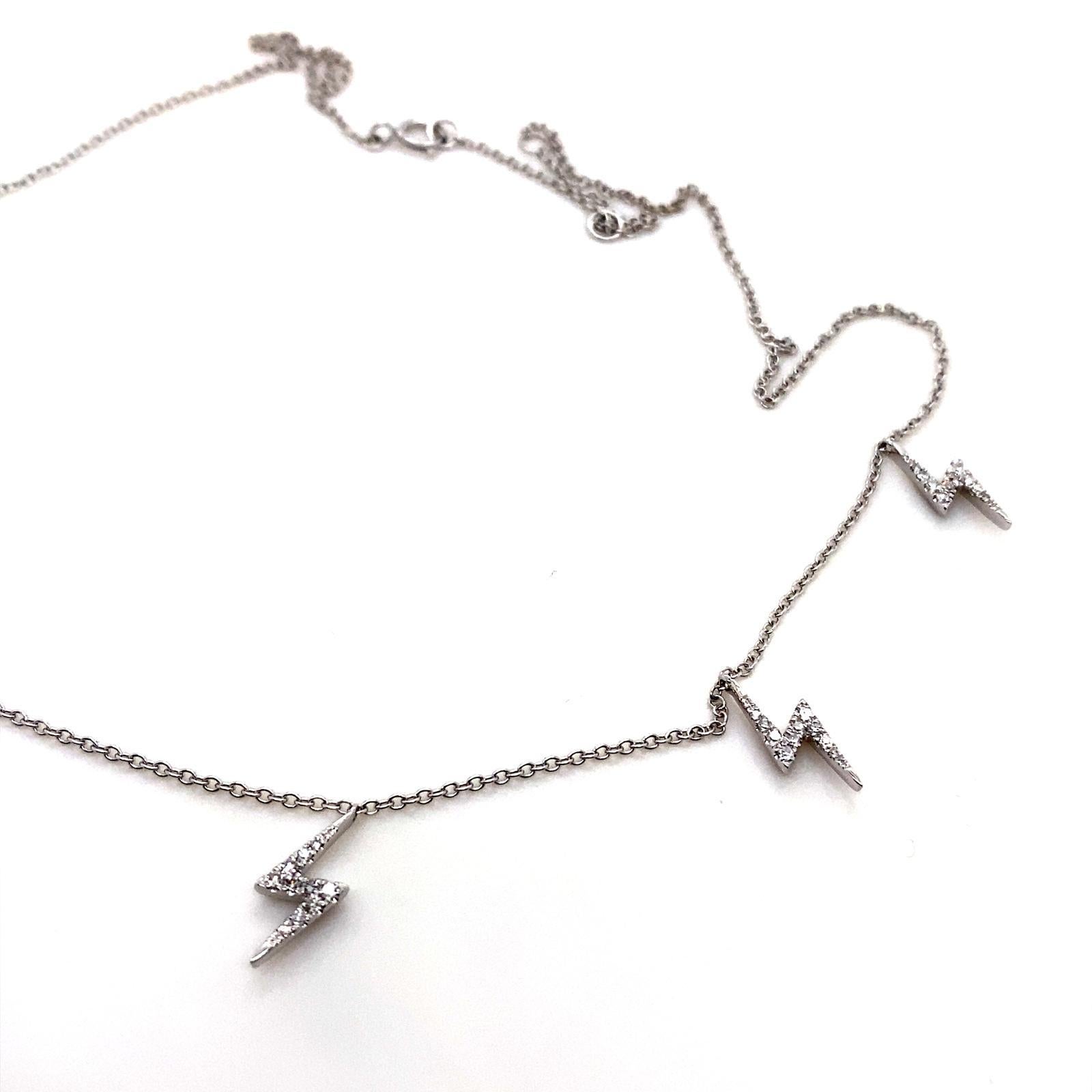 Collana di diamanti Lightning Bolt in oro bianco 18 carati In condizioni ottime in vendita a London, GB