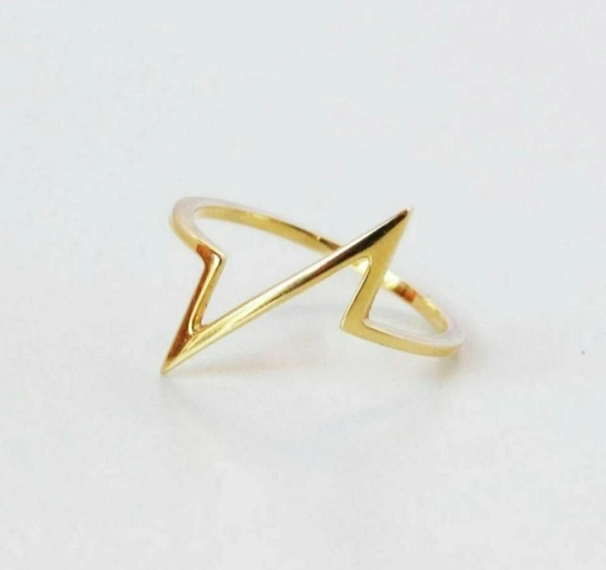 Women's Lightning Bolt Zig Zag Ring Handmade 14k Solid Gold Plain Stacking Ring Band For Sale