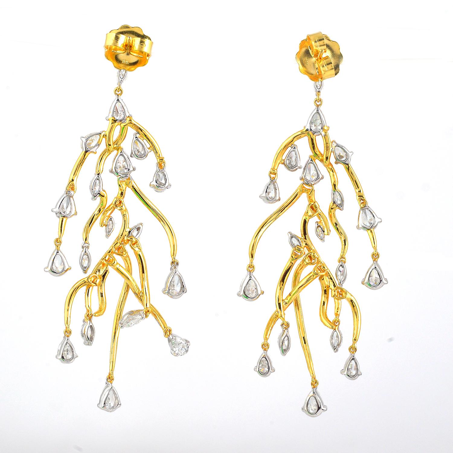 Art Deco Lightning Resembling Shaped Dangle Earrings With Diamonds in 18k Gold For Sale