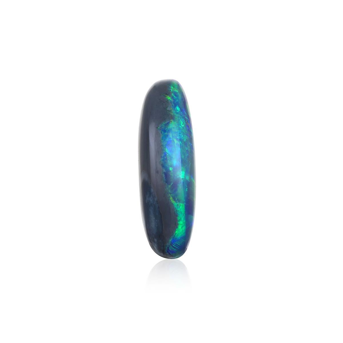 Taille ovale Opale noire naturelle de Lightning Ridge en vente