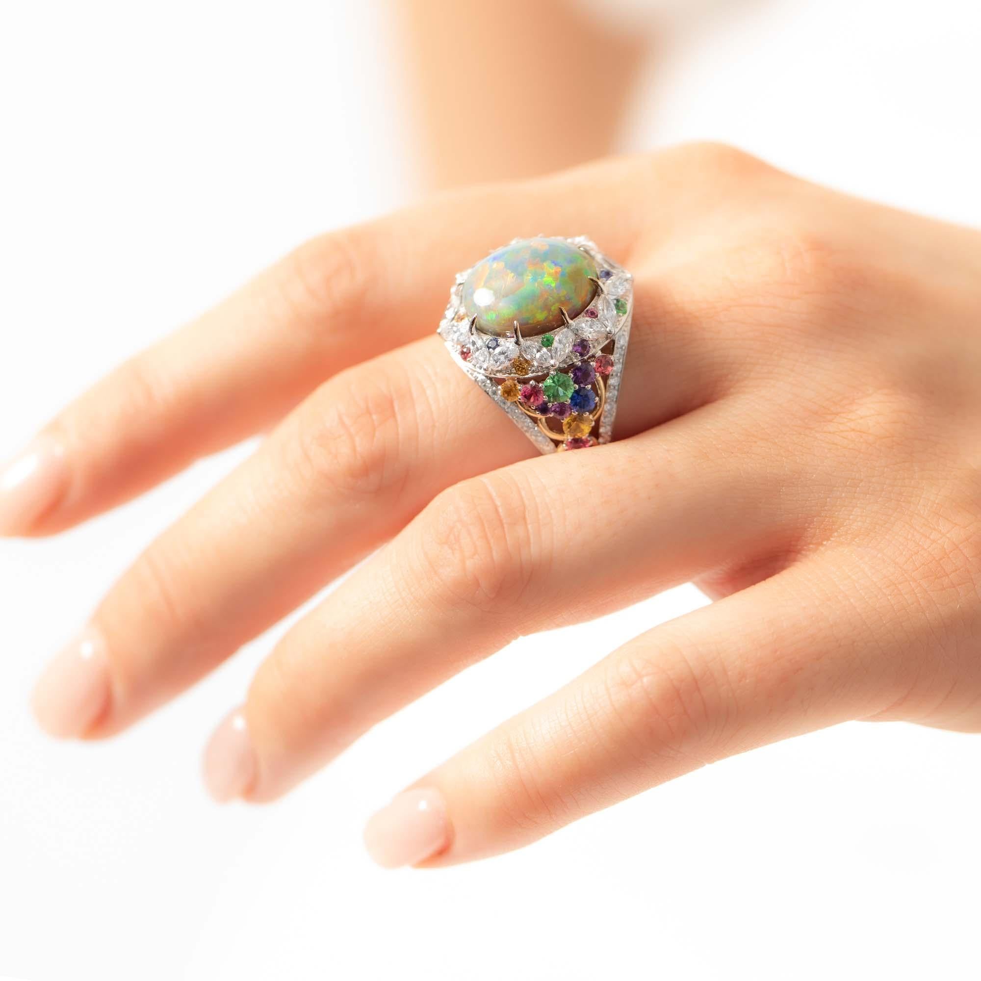 Australian opals are imbued with magic. Their colours, which reach into the soul and move the spirit, reflect all the beauty of the natural world. 

Crafted in an ode to the enchanting wildlife of Australia, this ring depicts one of our most loved