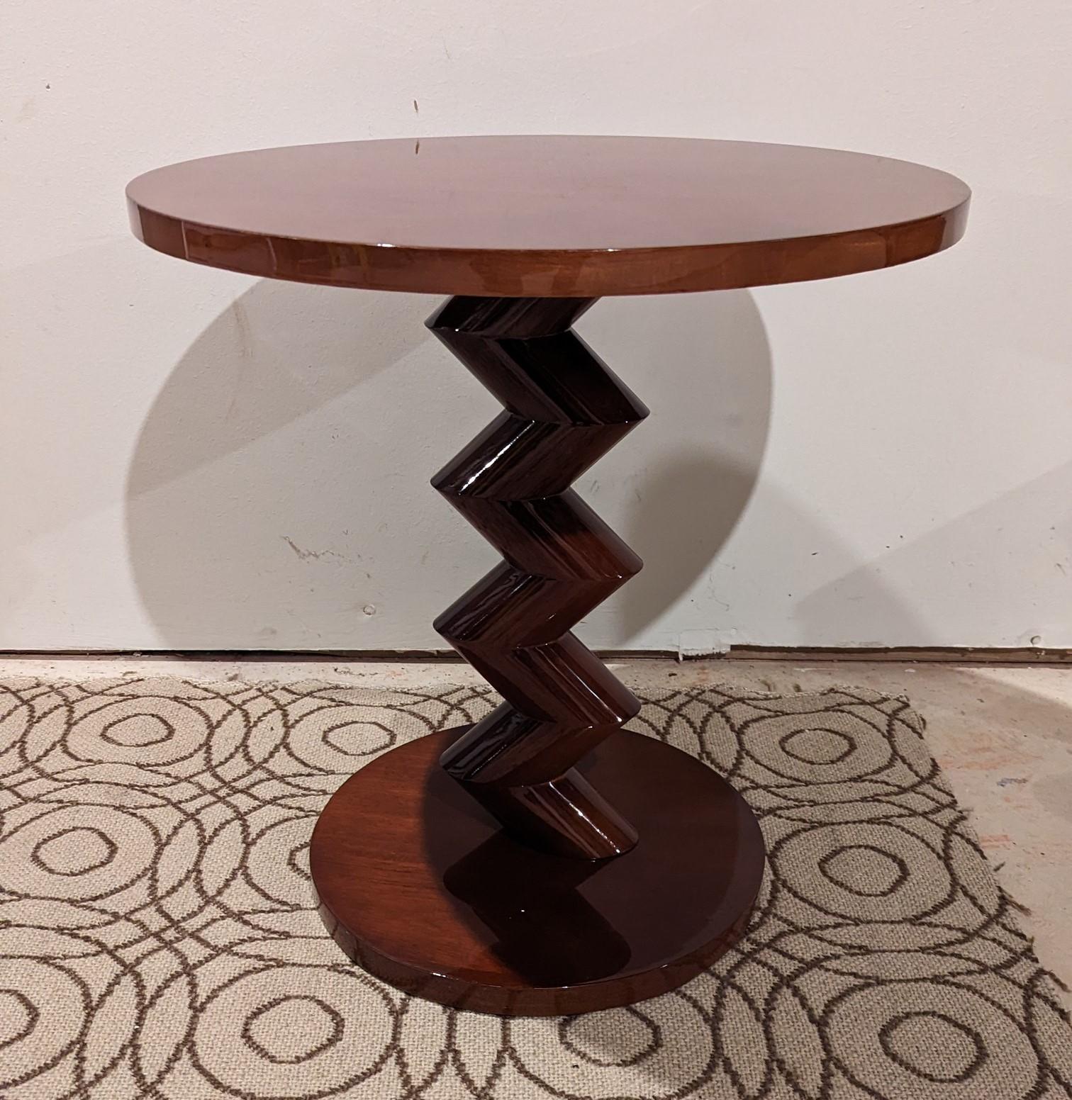 Moderne Table d'appoint vintage à piédestal en zigzag - Table d'extrémité Studio Craft