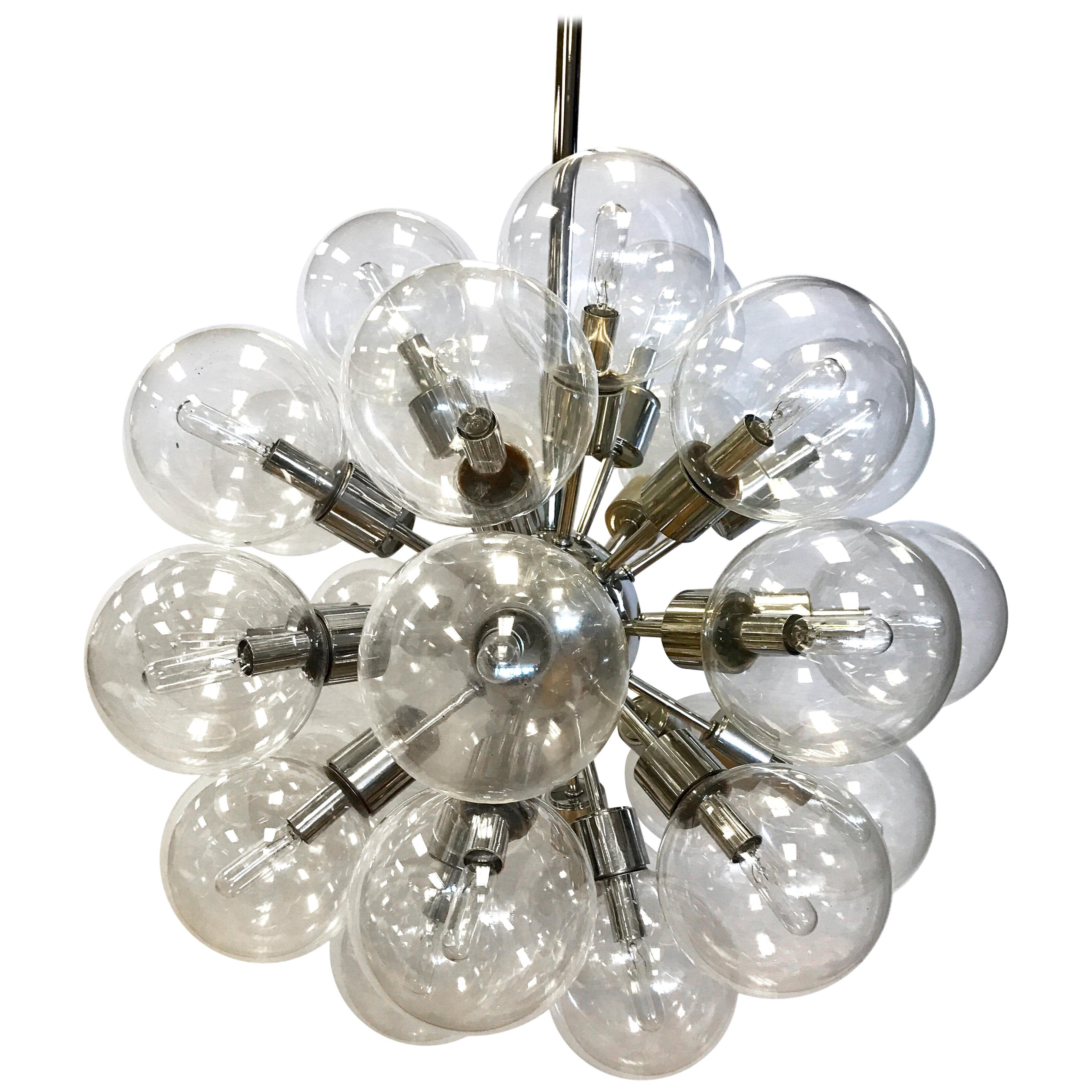 Lightolier 1960s Mid-Century Modern Sputnik Atomic Chandelier 30 Glass  Globes For Sale at 1stDibs