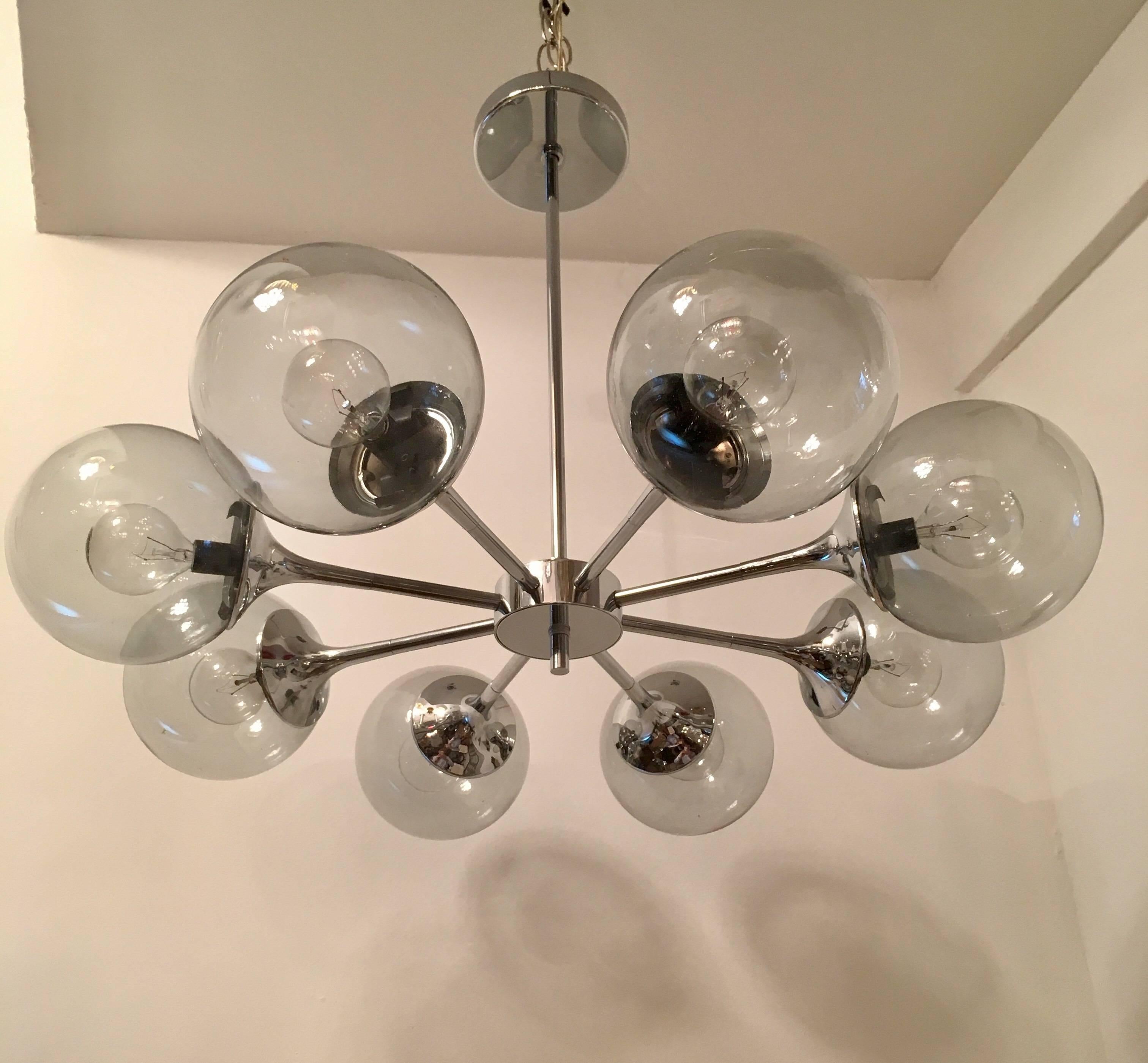 Lightolier American 1960s Space Age Sputnik Pendant In Excellent Condition In New York, NY