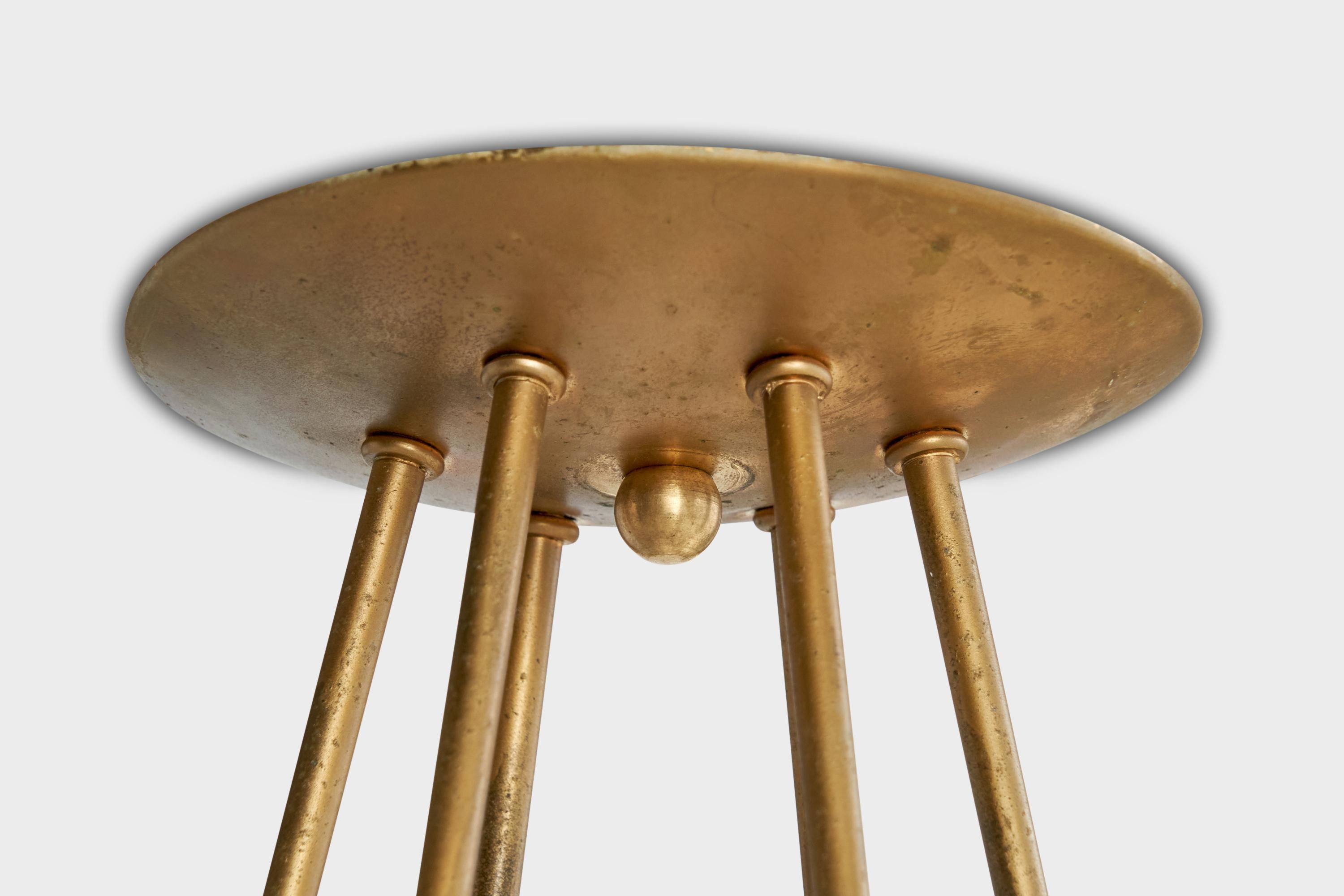 Mid-20th Century Lightolier Attribution, Chandelier, Brass, Glass, USA, 1950s For Sale