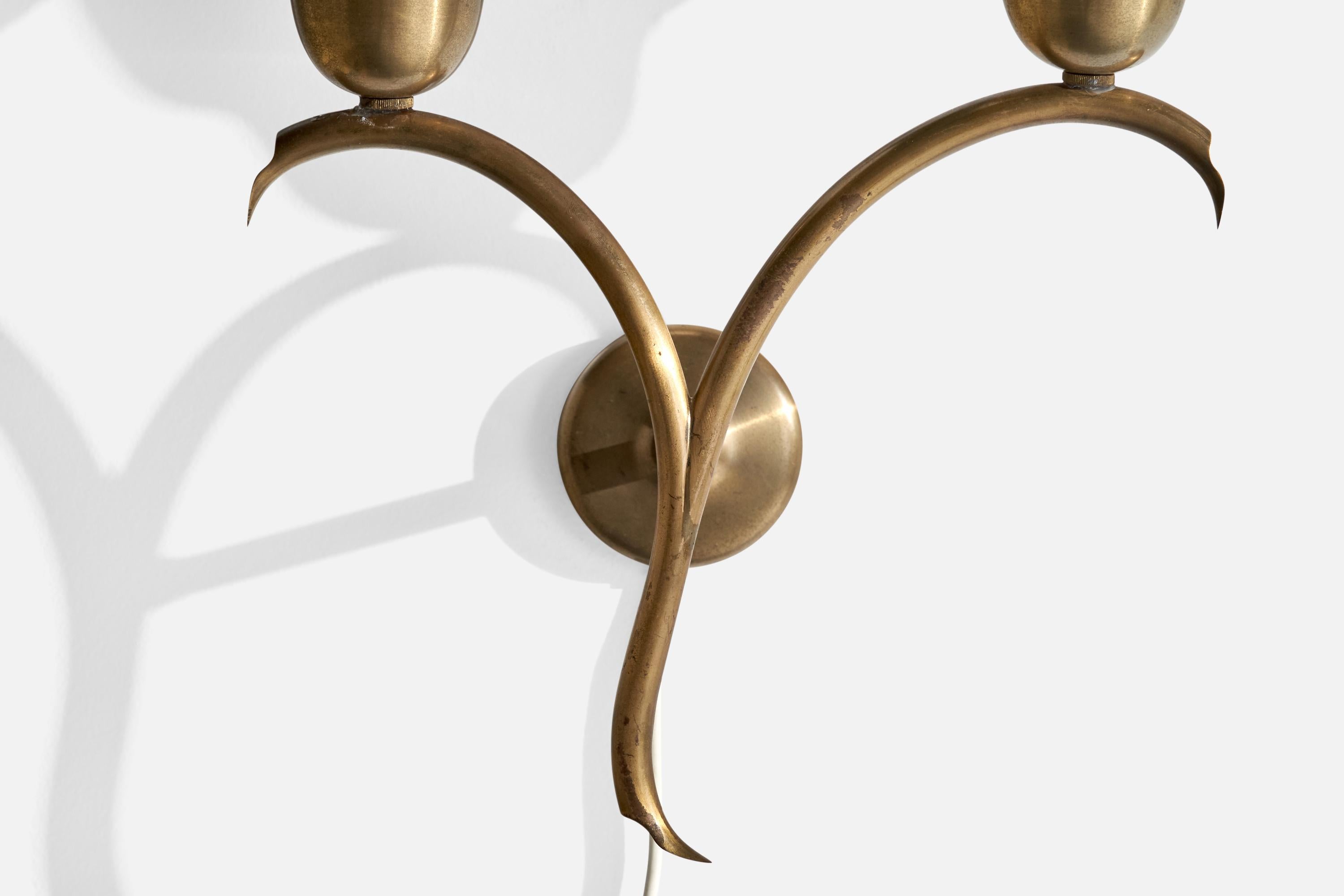 Milieu du XXe siècle Lightolier Attribution, applique murale, laiton, verre, États-Unis, années 1950 en vente