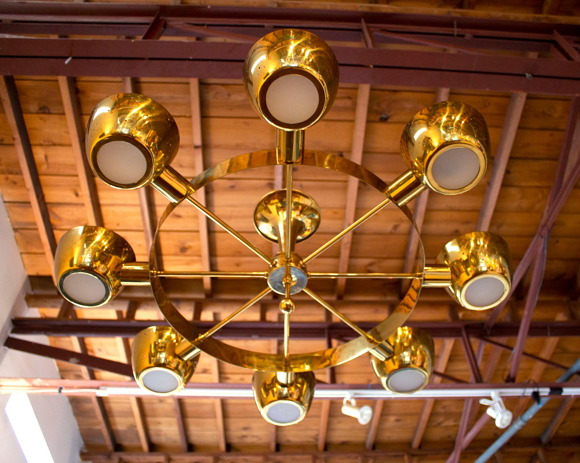 Lightolier Chandelier after Gino Sarfatti in Perforated Brass and Frosted Glass In Good Condition In Dallas, TX