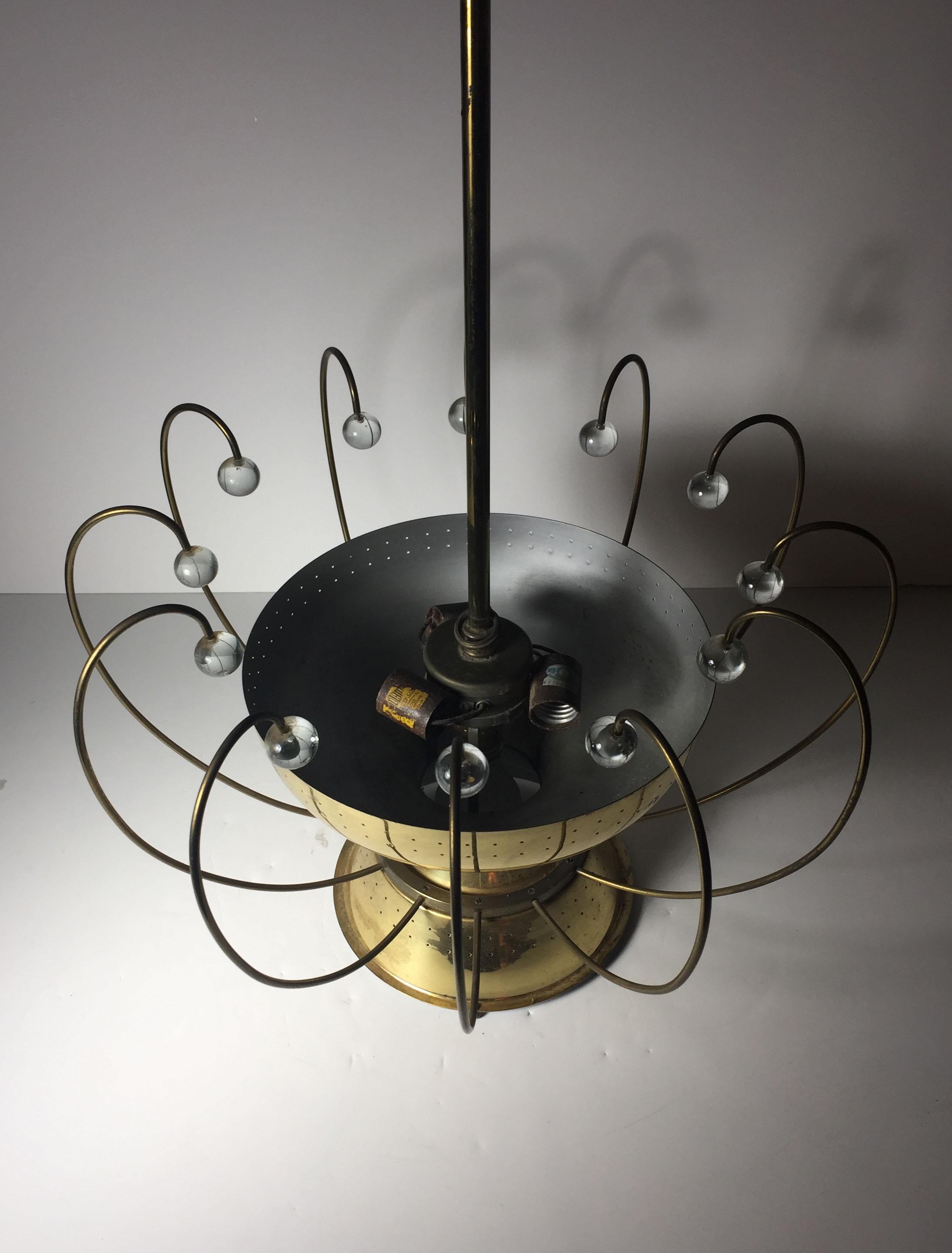 Lightolier Chandelier Ceiling Fixture Lamp In Good Condition For Sale In Chicago, IL