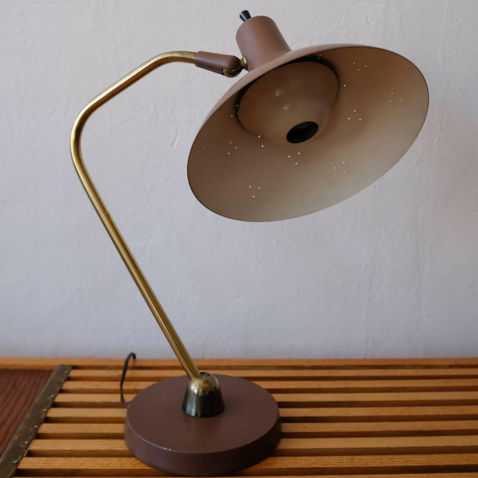 Mid-Century Modern Lightolier Desk Lamp, 1950s For Sale