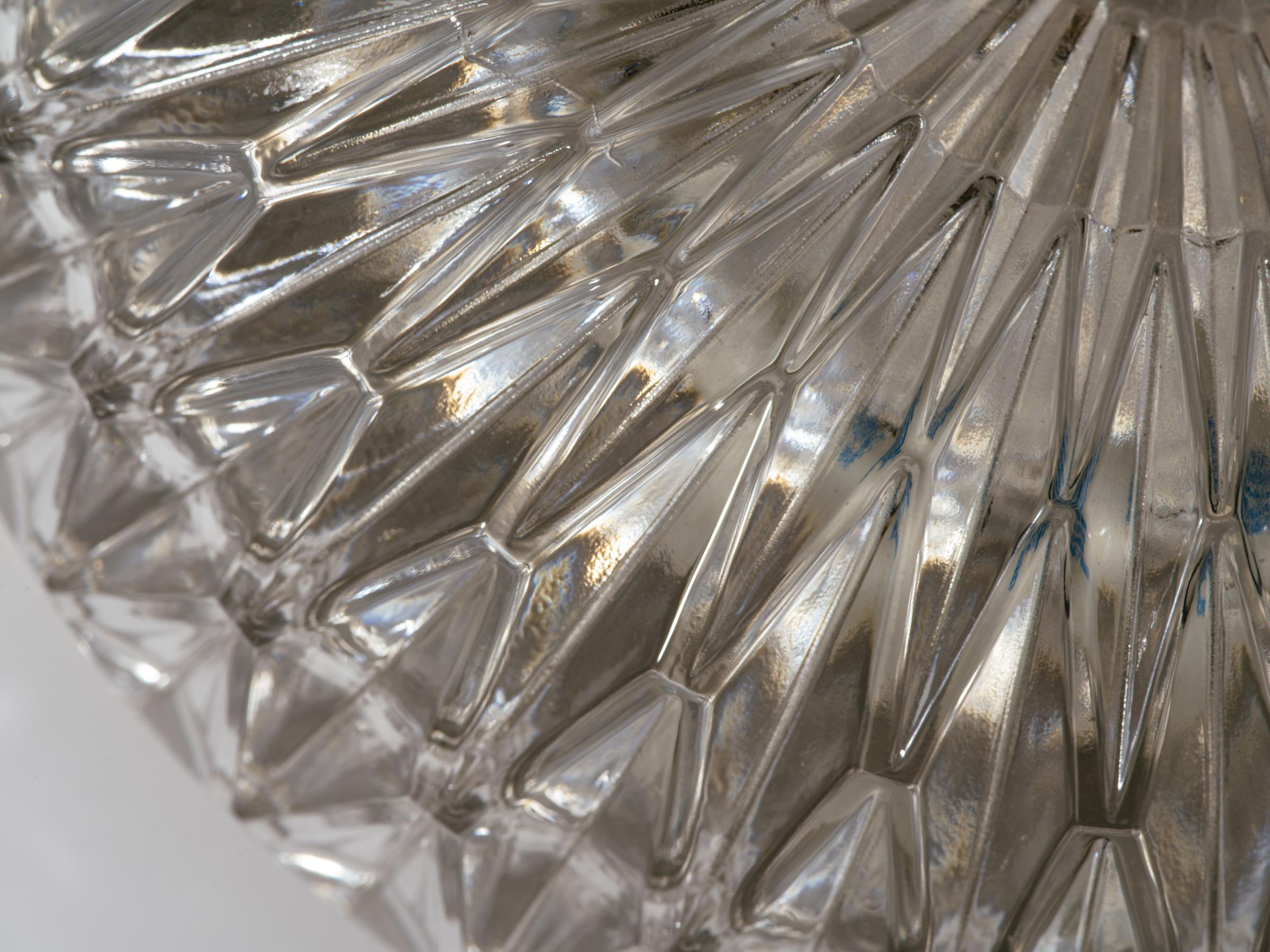 Lightolier Einbau-Kronleuchter aus deutschem Glas und Messing (20. Jahrhundert) im Angebot