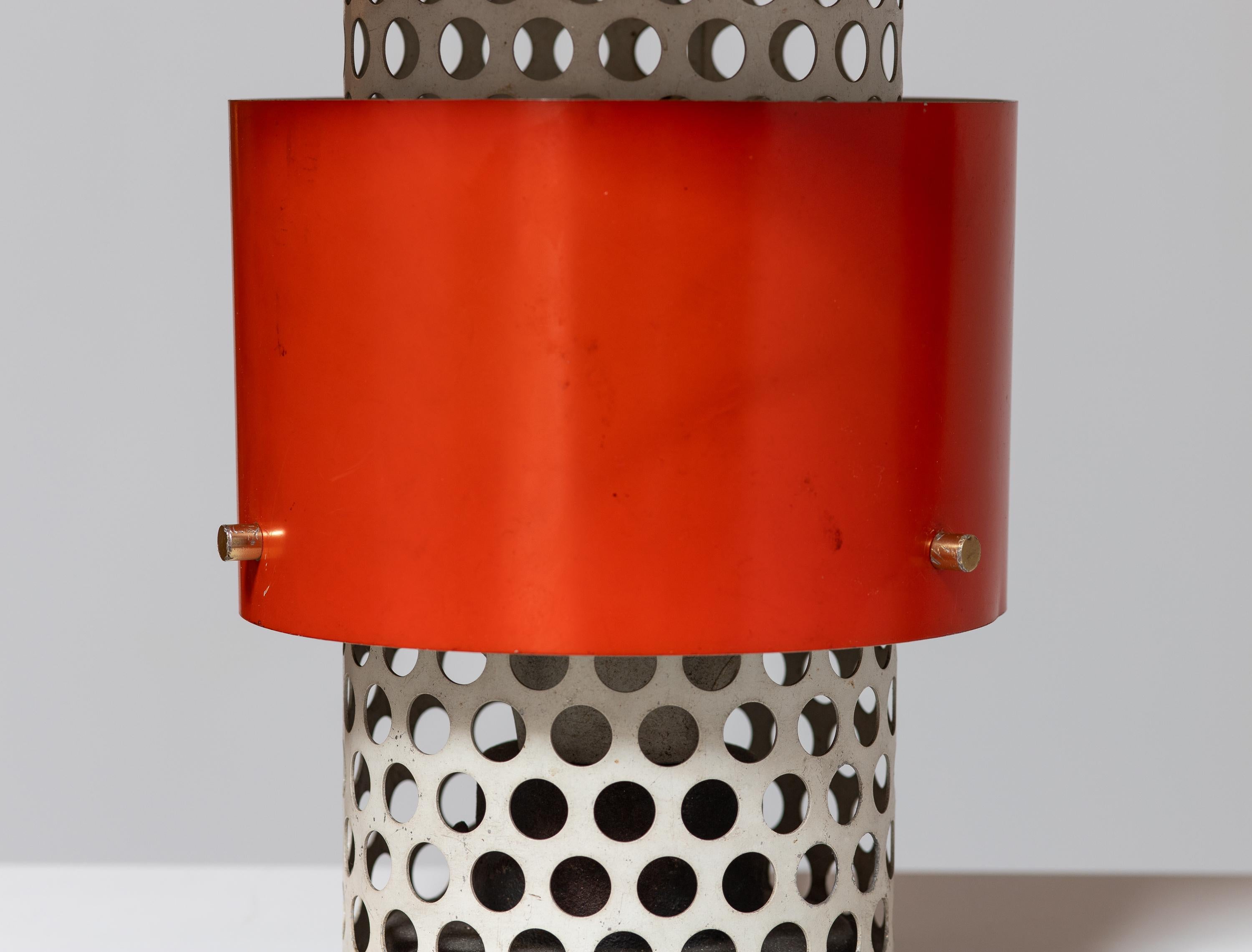 Lightolier Lytescape Perforated Metal Outdoor Lanterns or Lamps In Good Condition For Sale In Brooklyn, NY