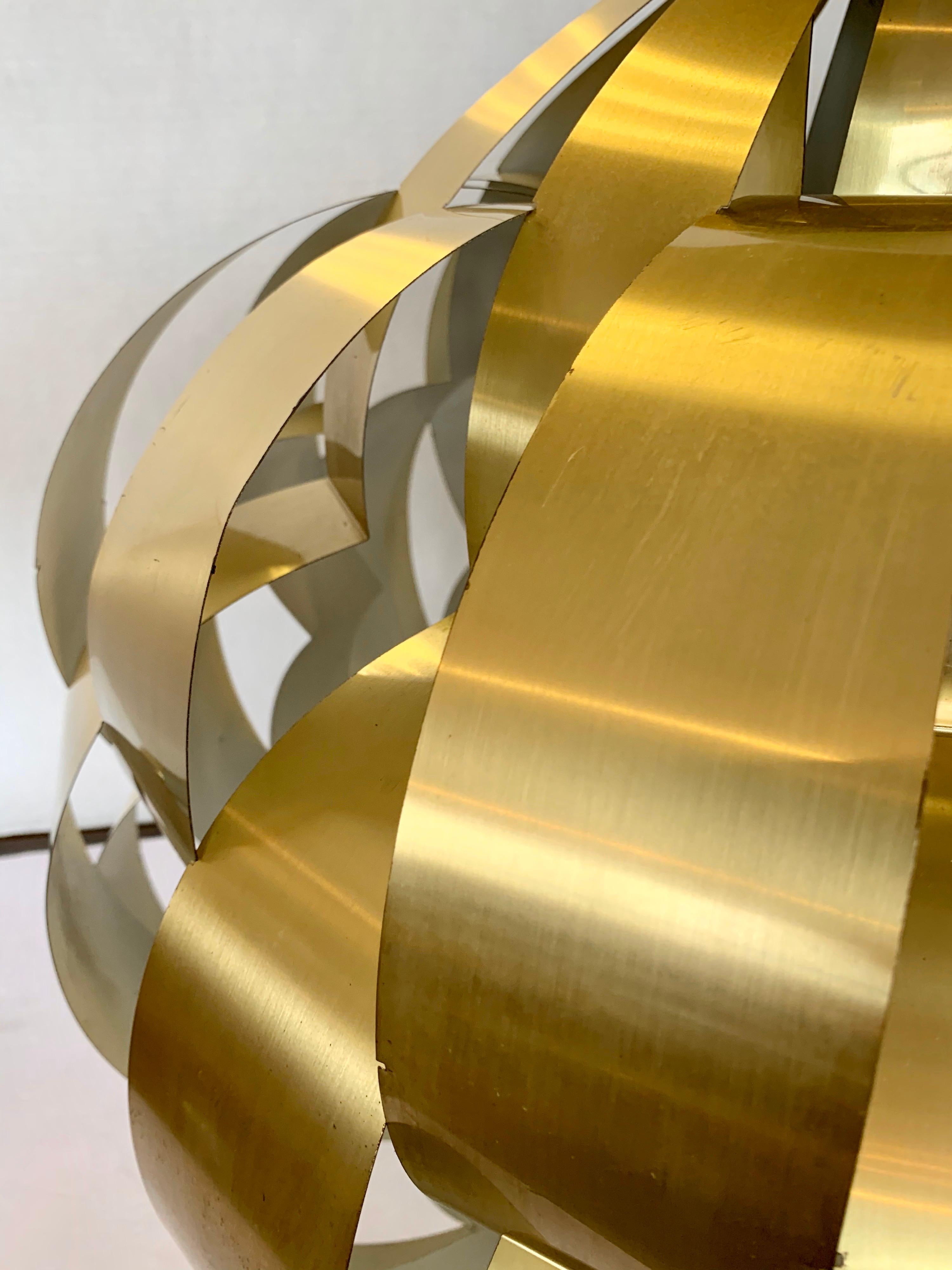 Lightolier Midcentury Brass Ribbon Pendant Light Chandelier by Max Sauze 1