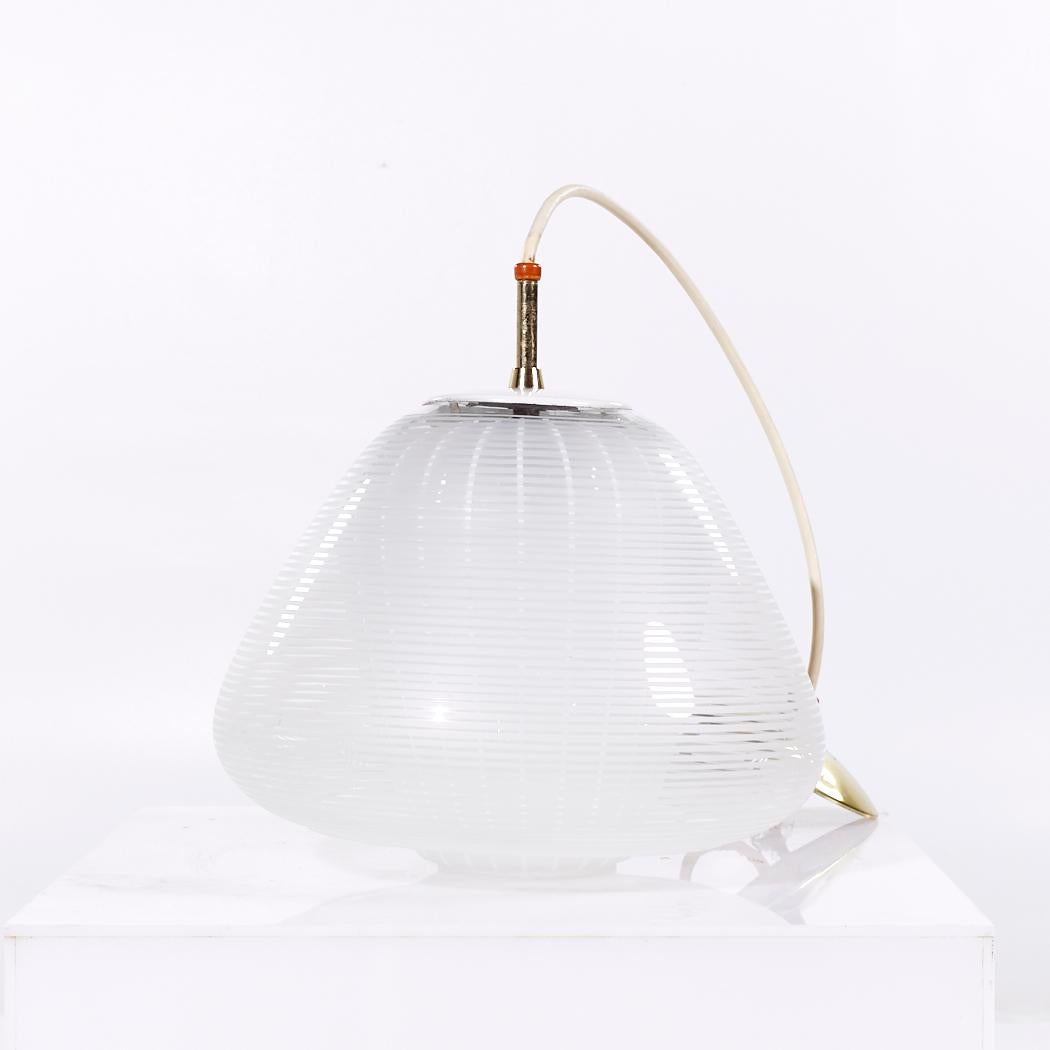 Lightolier - Lampada a sospensione in vetro del Medioevo

Questa lampada misura: 14 pollici di larghezza x 14 di profondità x 11 di altezza

Scattiamo le nostre foto in uno studio a illuminazione controllata per mostrare il maggior numero di