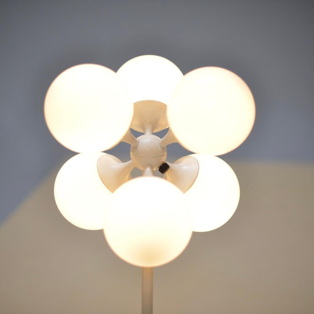 Lightolier White Globe Table Lamp 3