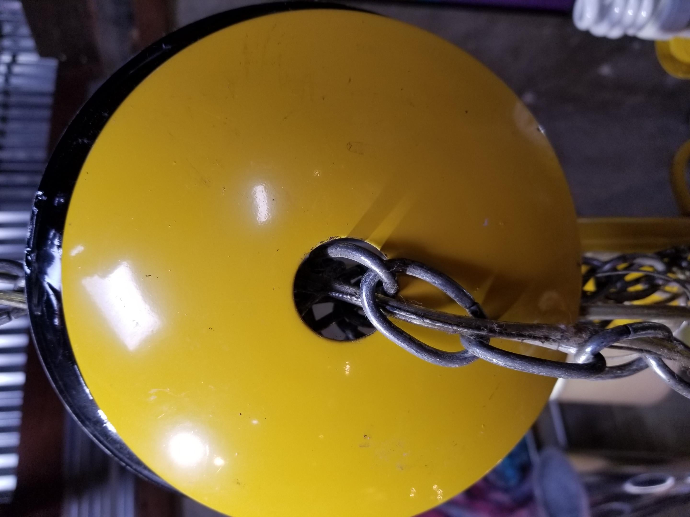 Lustre jaune Lightolier, mi-siècle moderne Bon état - En vente à Fulton, CA