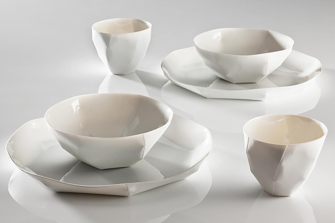 Modern Lightscape by Ruth Gurvich in Nymphenburg porcelain - Set of 4 coffee bowls For Sale