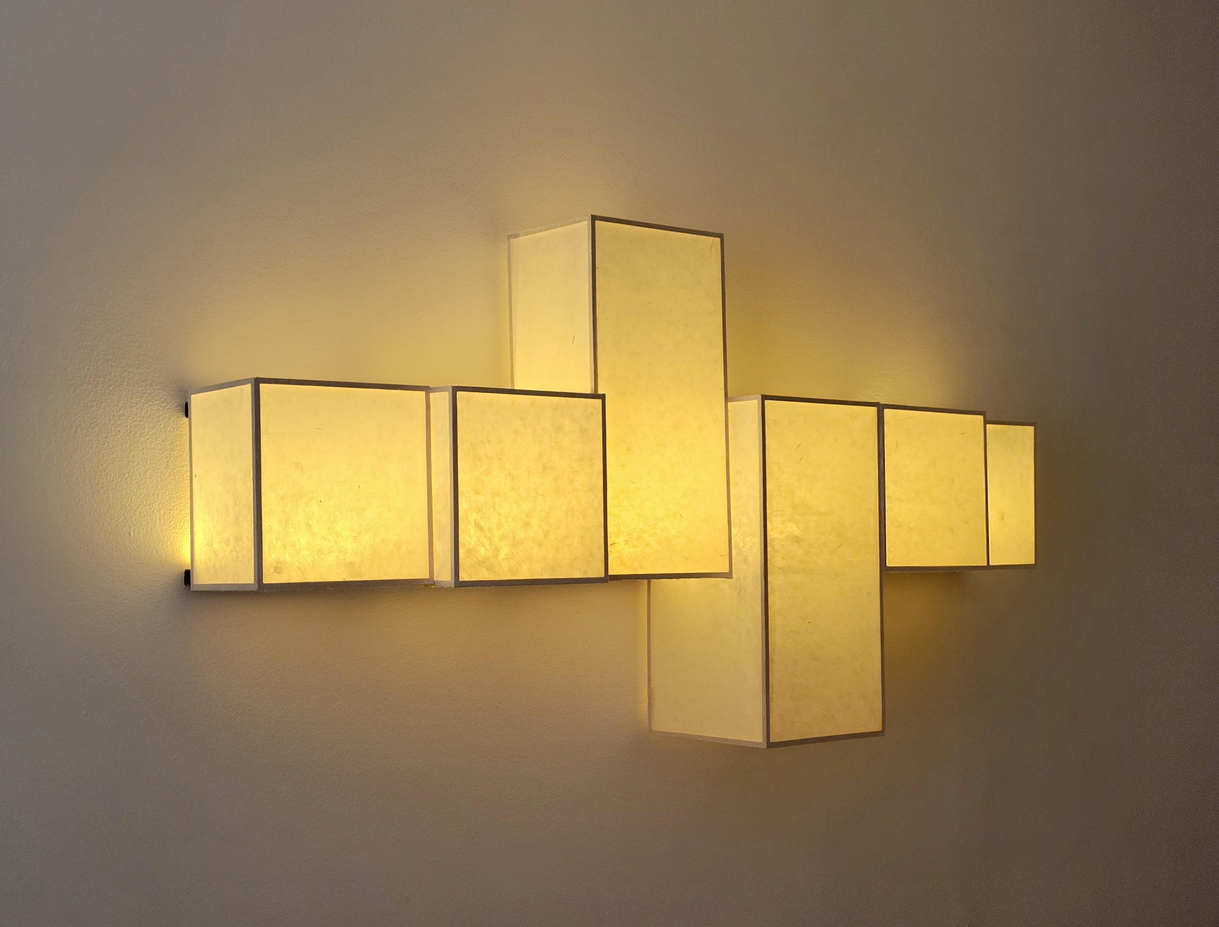 Lightscape no.1 è la prima di una serie di sculture luminose configurabili progettate da Jason Robinson. Questo pezzo è composto da sei 