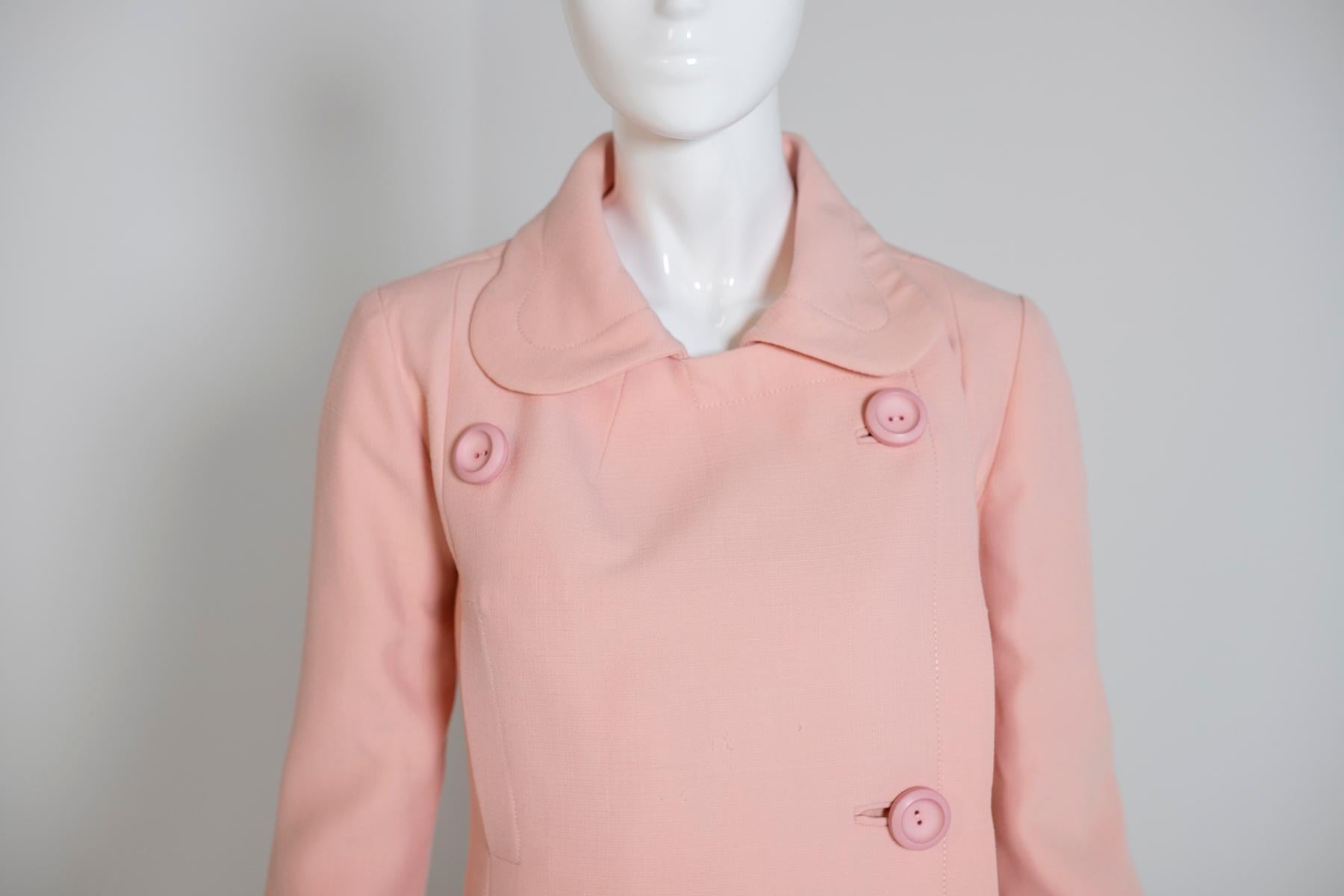 Pierre Cardin Lightweight Pink Wool Coat  In Excellent Condition For Sale In Milano, IT