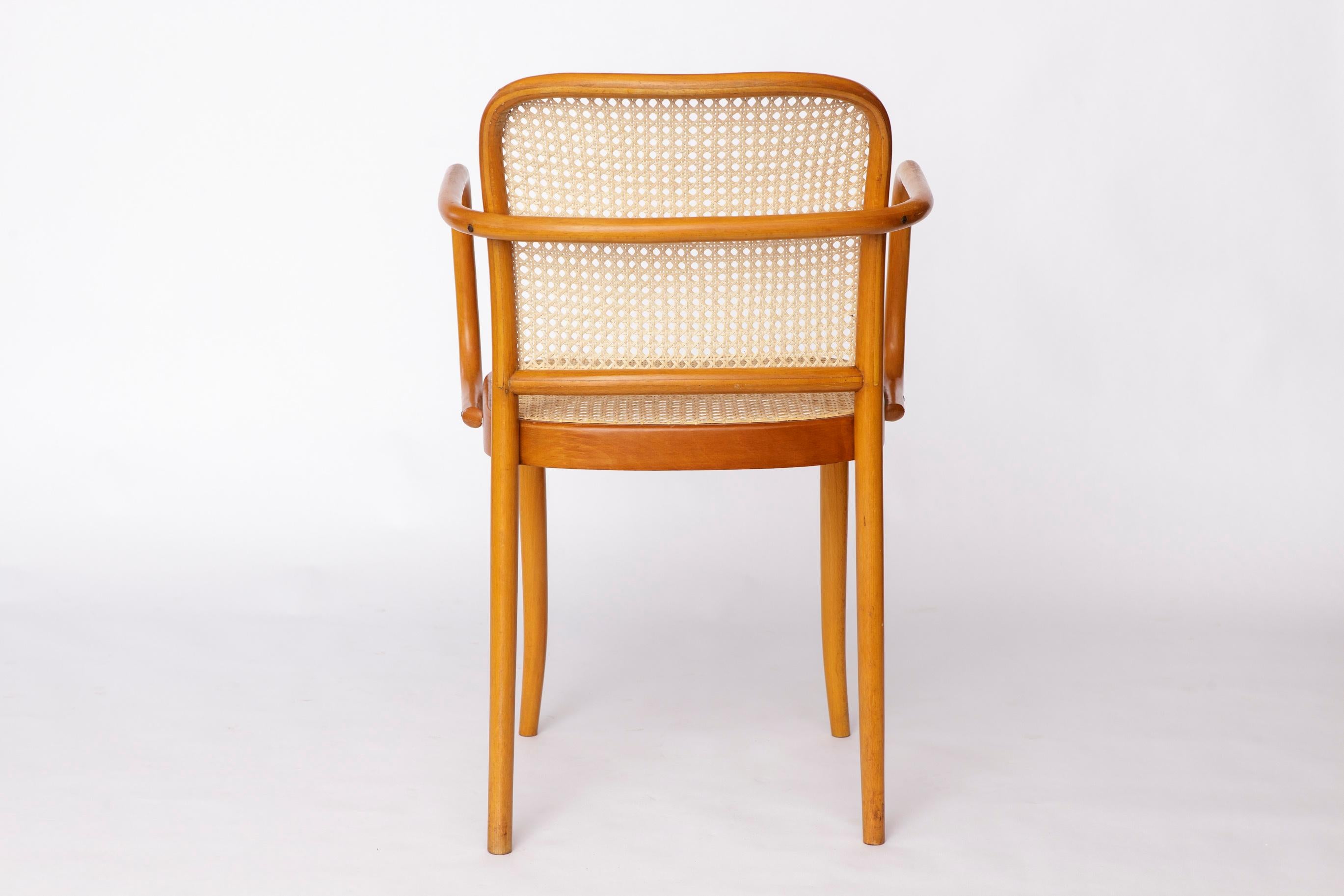 Fauteuil Ligna - 1950s/1960s Tchécoslovaquie, hêtre bentwood avec canne en rotin neuf Bon état - En vente à Hannover, DE