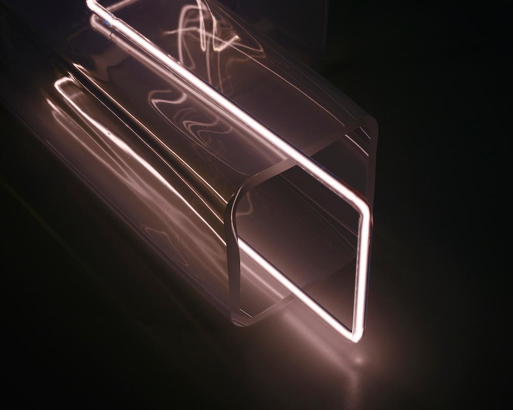 Ligne Light 1, by Sabine Marcelis, Blown Glass, Neon Light, Glass Table Lamp For Sale 3