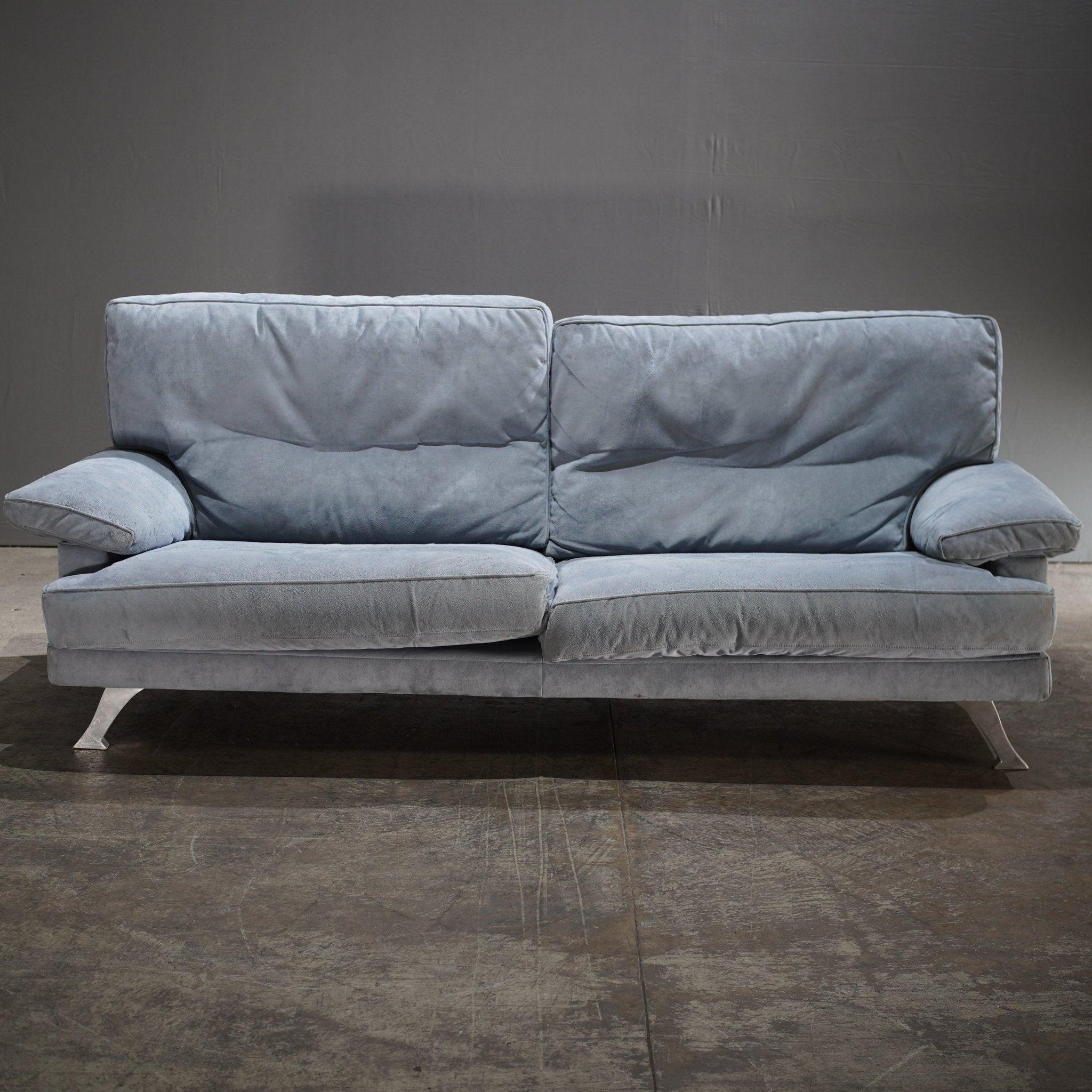 The Ligne Roset 3-Seater Sofa offers ample seating with a contemporary flair. Known for their innovative designs, Ligne Roset presents a sofa that combines style, comfort, and high-quality construction, perfect for modern living spaces.
