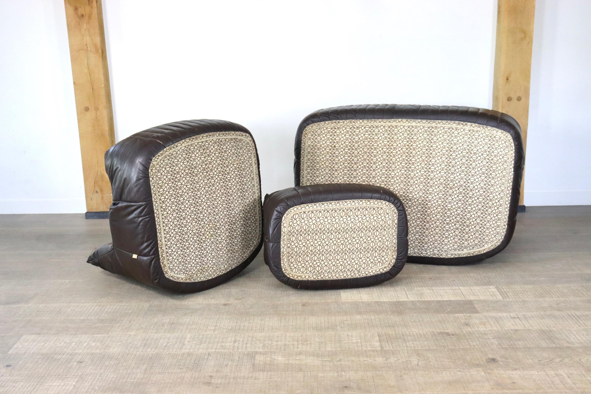 Ligne Roset Aralia seating group in brown leather by Michel Ducaroy, 1970s 7