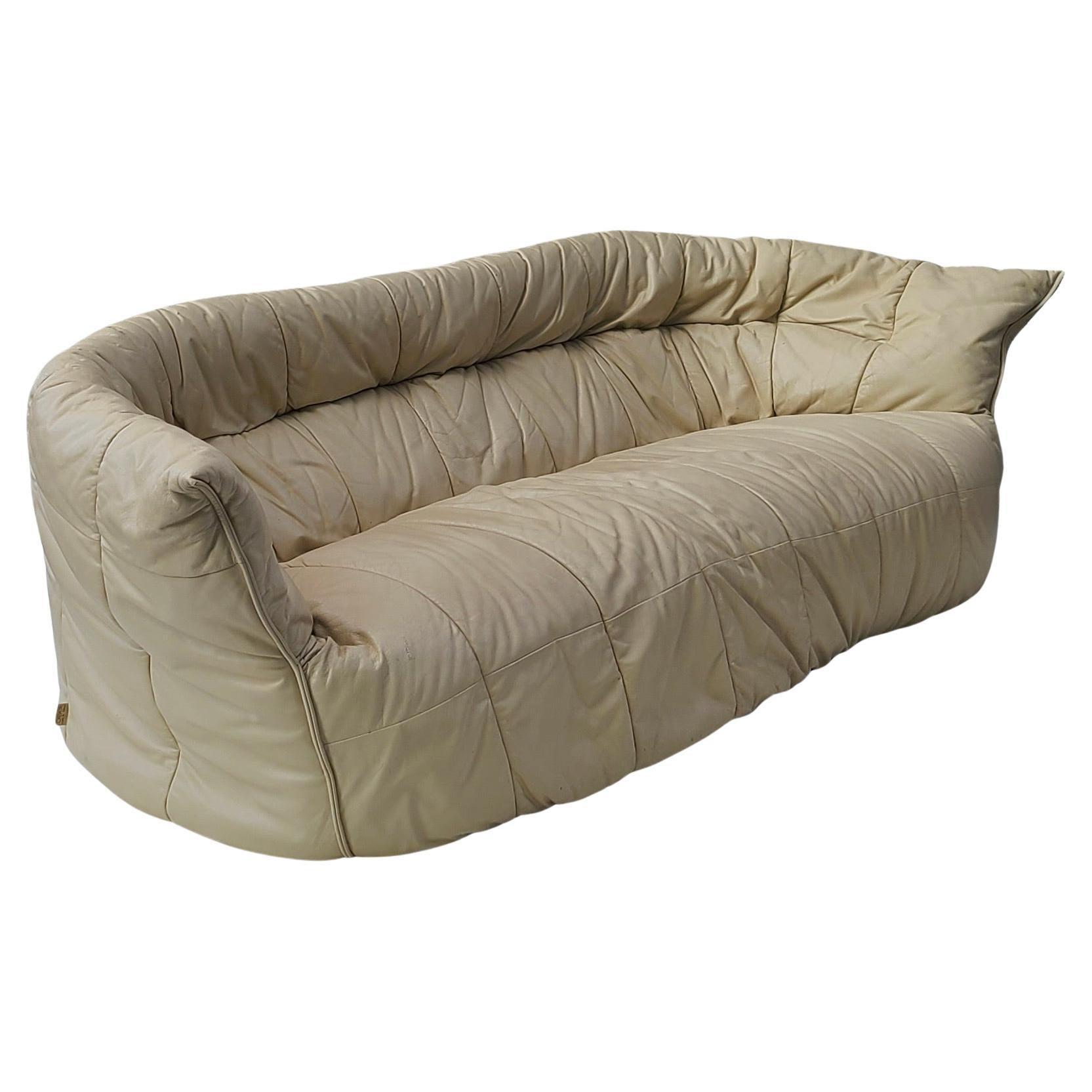 Ligne Roset Brigantin Leather Sofa Michel Ducaroy Bon état - En vente à Fraser, MI
