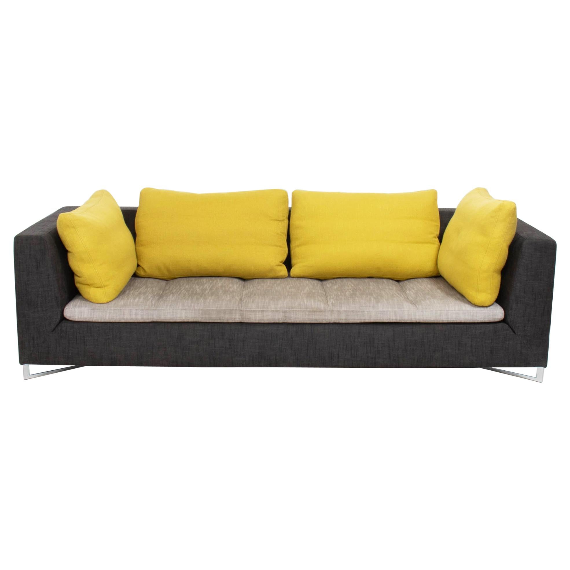 Designed by Didier Gomez for Ligne Roset, this Feng three-seat sofa combines modern elegance with ultimate comfort.

The sturdy frame is upholstered in an anthracite grey Kvadrat Bari woven fabric and sits on an angular polished chrome base.