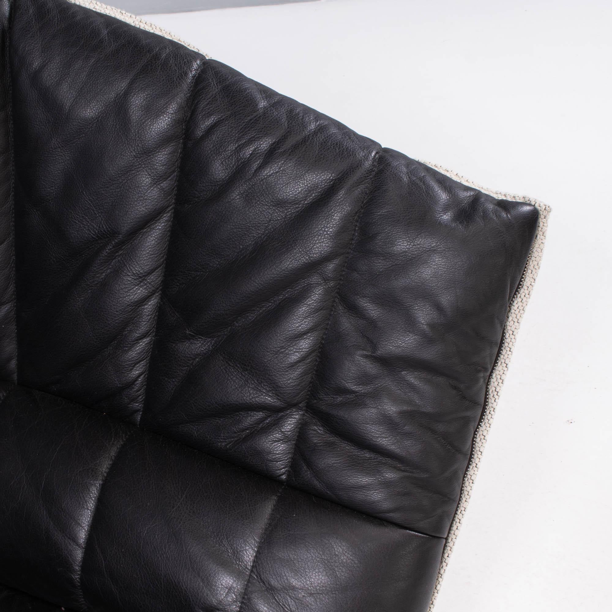 Ligne Roset by Inga Sempé Fauteuil à haut dossier en cuir noir matelassé 2