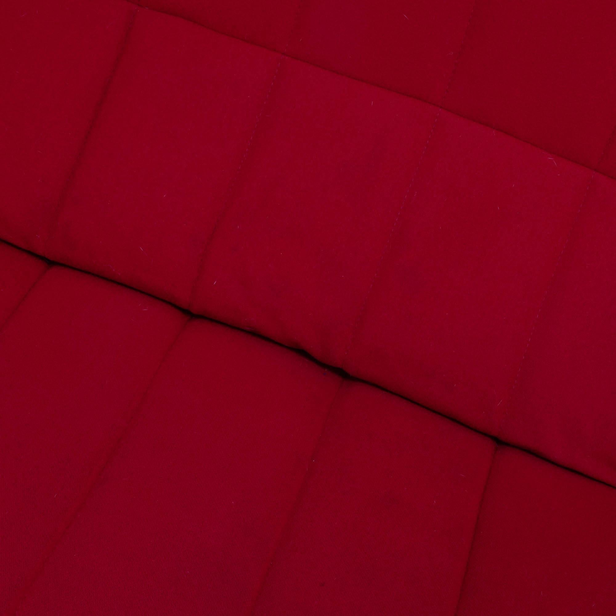 Canapé Ligne Roset matelassé rouge et gris Moel d'Inga Semp, 2007 en vente 7