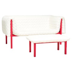 Ligne Roset by Inga Sempé Ruché Sofa und Fußhocker aus weißem Samt und Rot