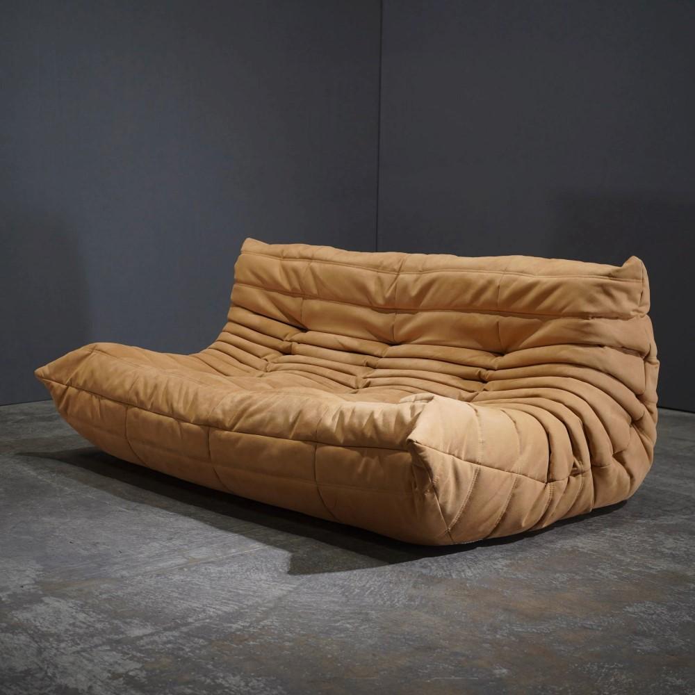 Français Ligne Roset par Michel Ducaroy Alcantara Camel Three Seater Togo
