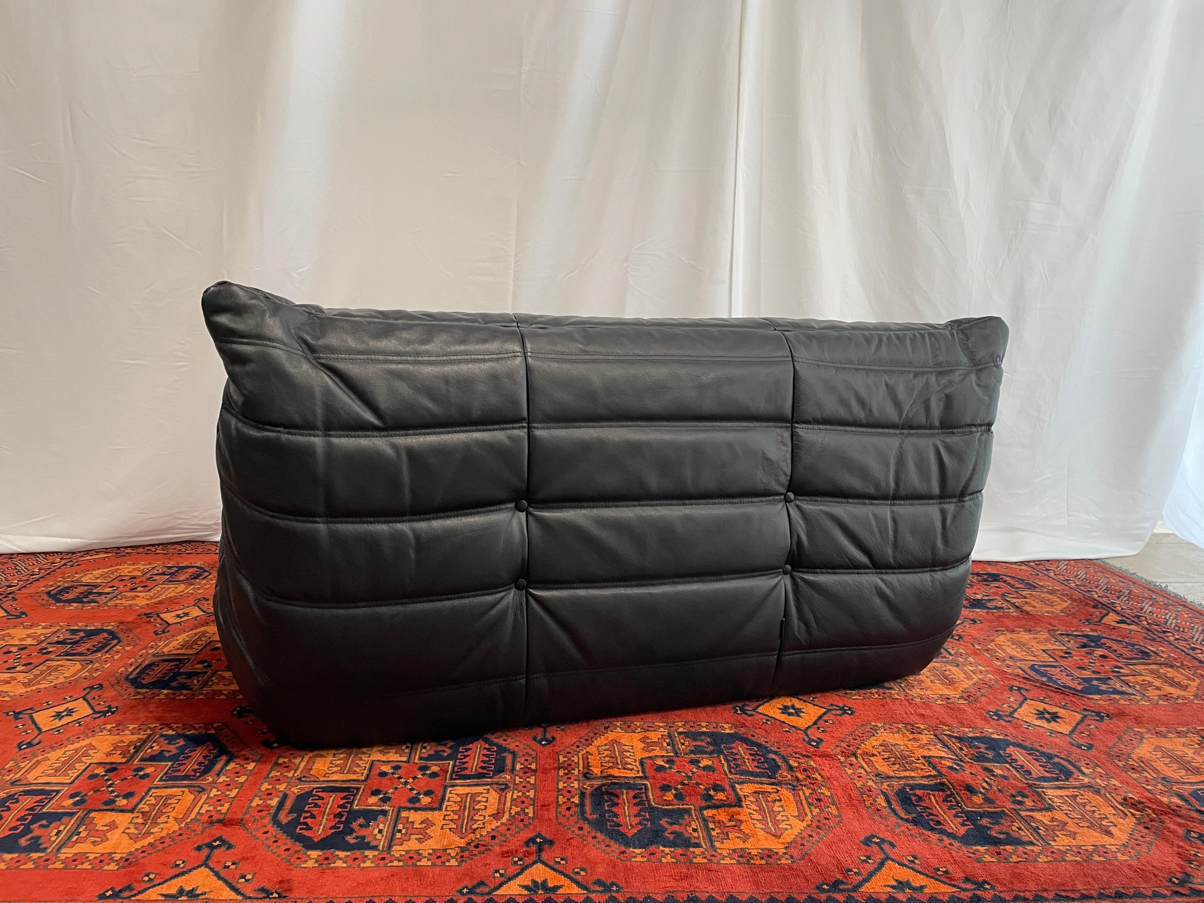 Leather Ligne Roset by Michel Ducaroy Black leather togo Modular Sofa Set of 3