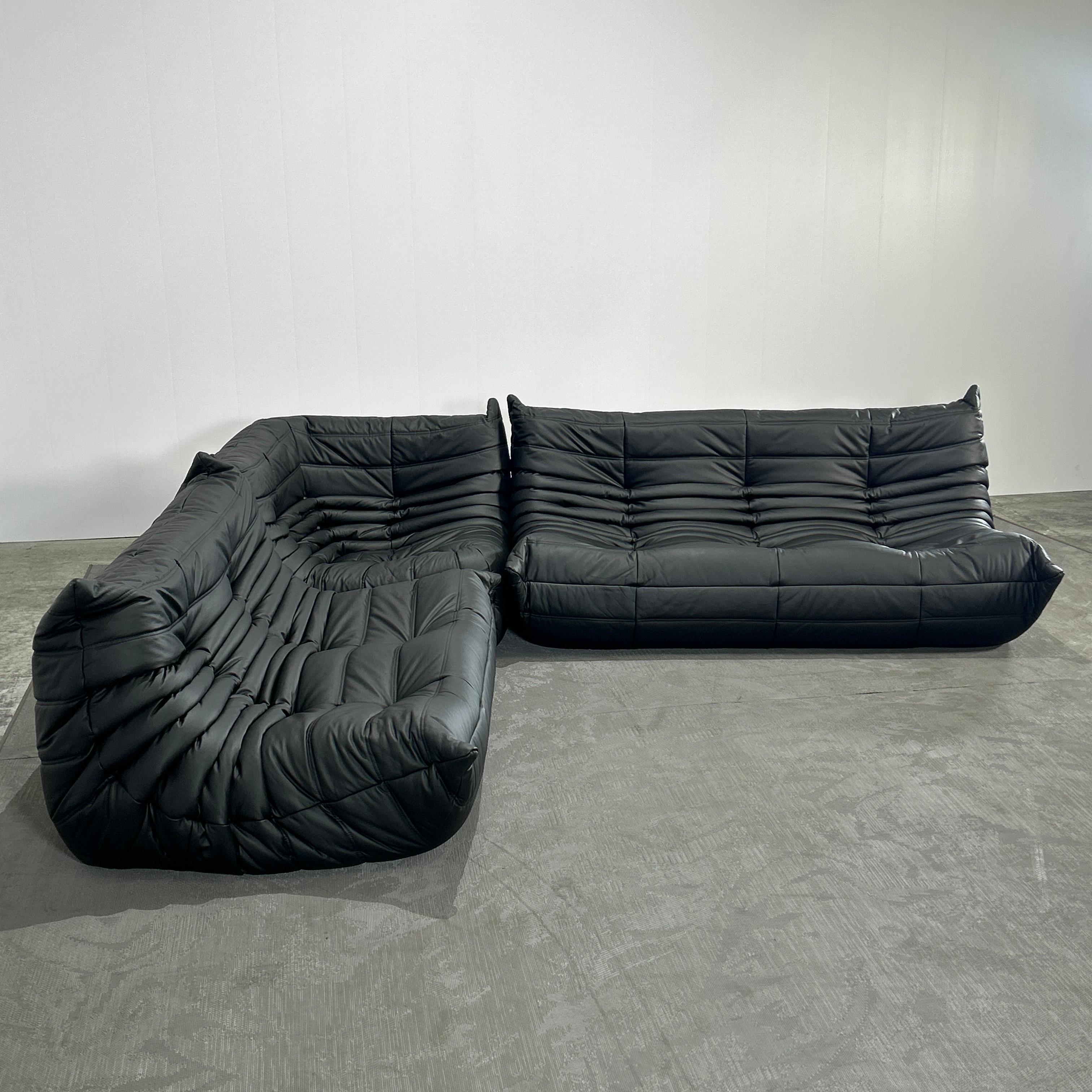Ligne Roset by Michel Ducaroy Modulare Sofas aus schwarzem Leder Togo, Dreier-Set im Angebot 11