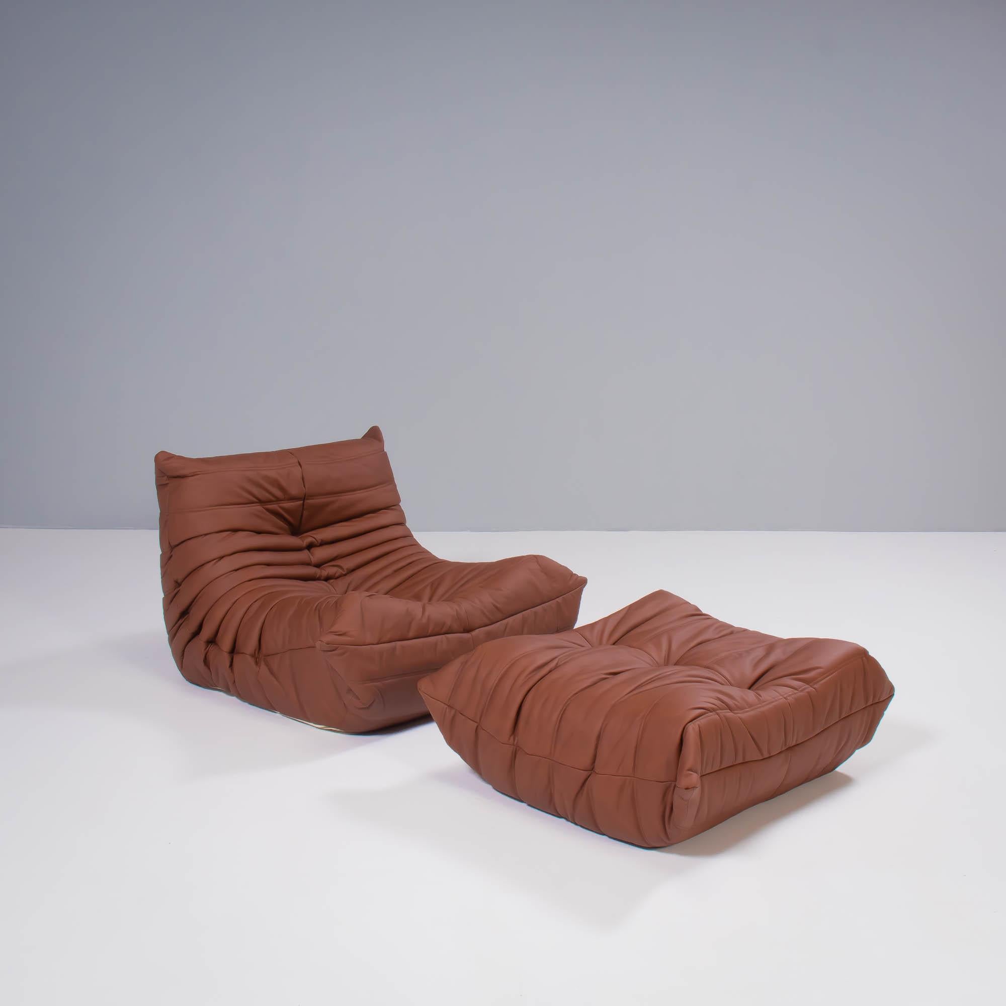 Ligne Roset by Michel Ducaroy Togo en cuir Brown, set of two en vente 6