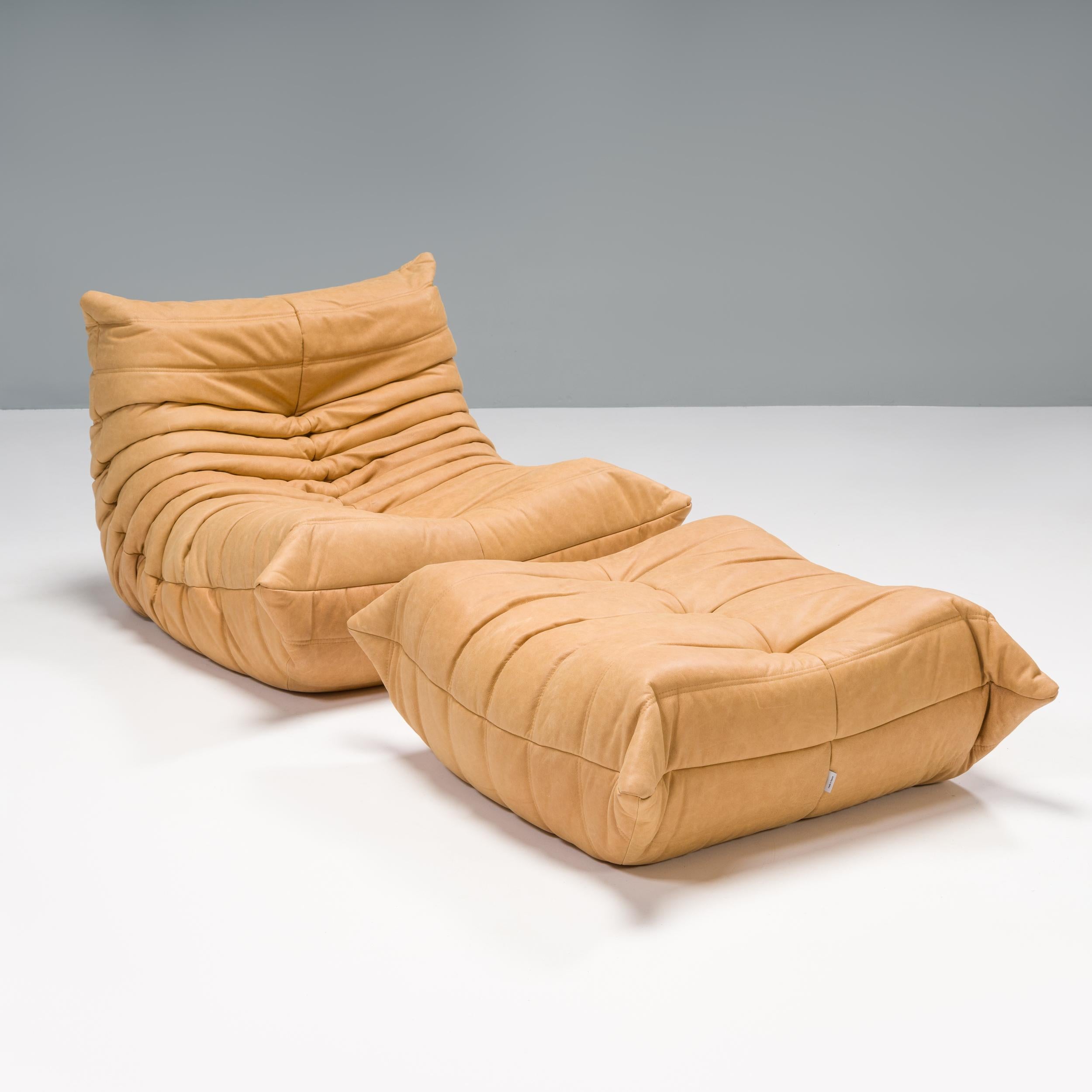 Le canapé iconique Togo, conçu à l'origine par Michel Ducaroy pour Ligne Roset en 1973, est devenu un classique du design.

Cet ensemble modulaire en deux parties est incroyablement polyvalent et se compose d'une chaise de cheminée et d'un