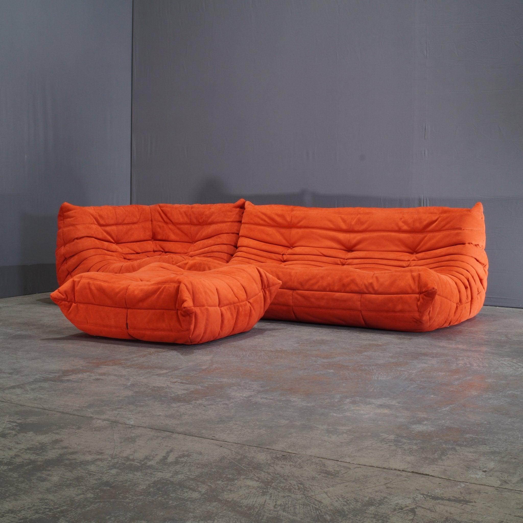Mid-Century Modern Ensemble de trois canapés Togo orange Ligne Roset par Michel Ducaroy