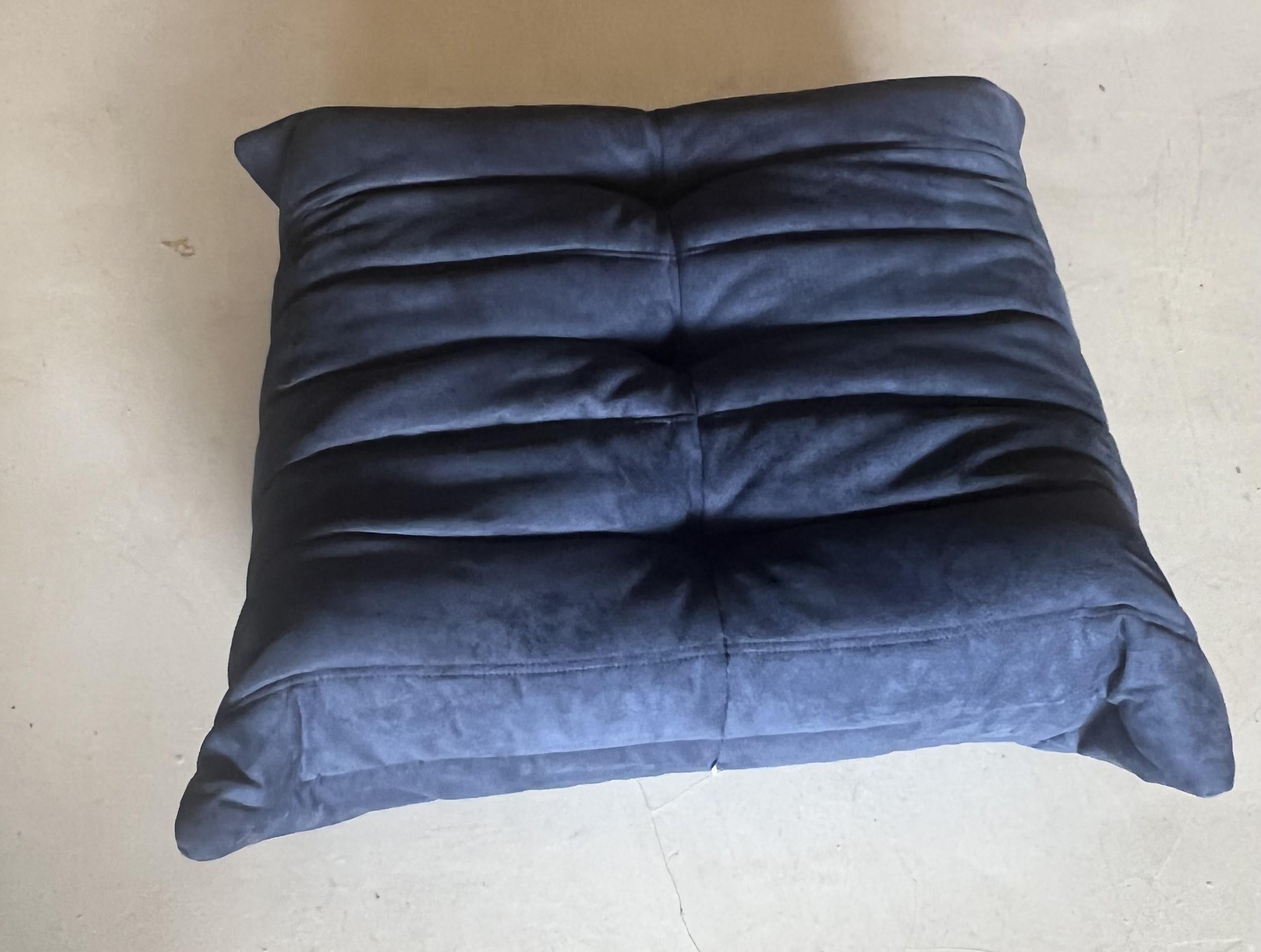 Ligne Roset by Michel Ducaroy Togo Blue Footstool In Excellent Condition In London, GB