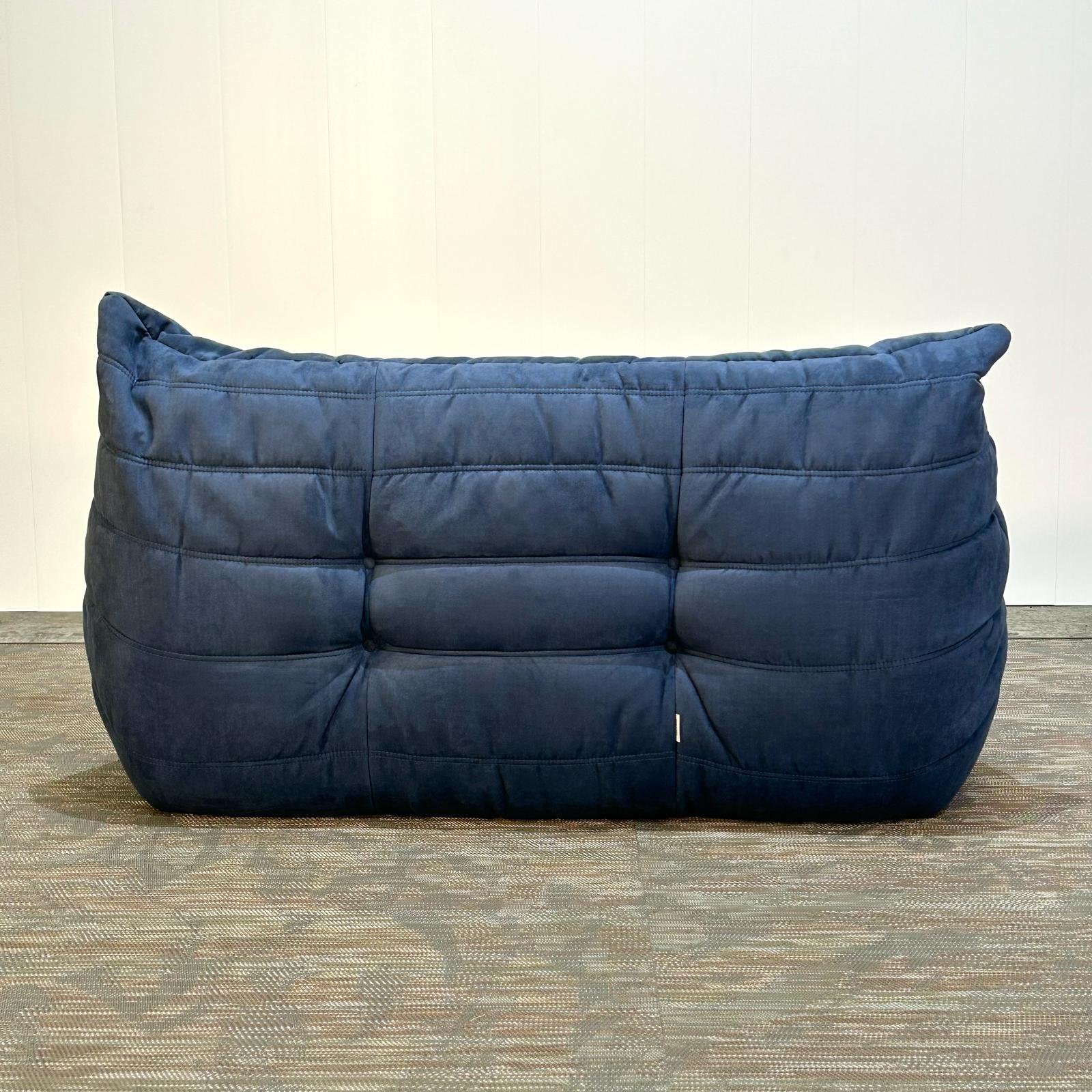 Ligne Roset by Michel Ducaroy Togo Blue Modular Sofa and Footstool, Set of Five For Sale 8