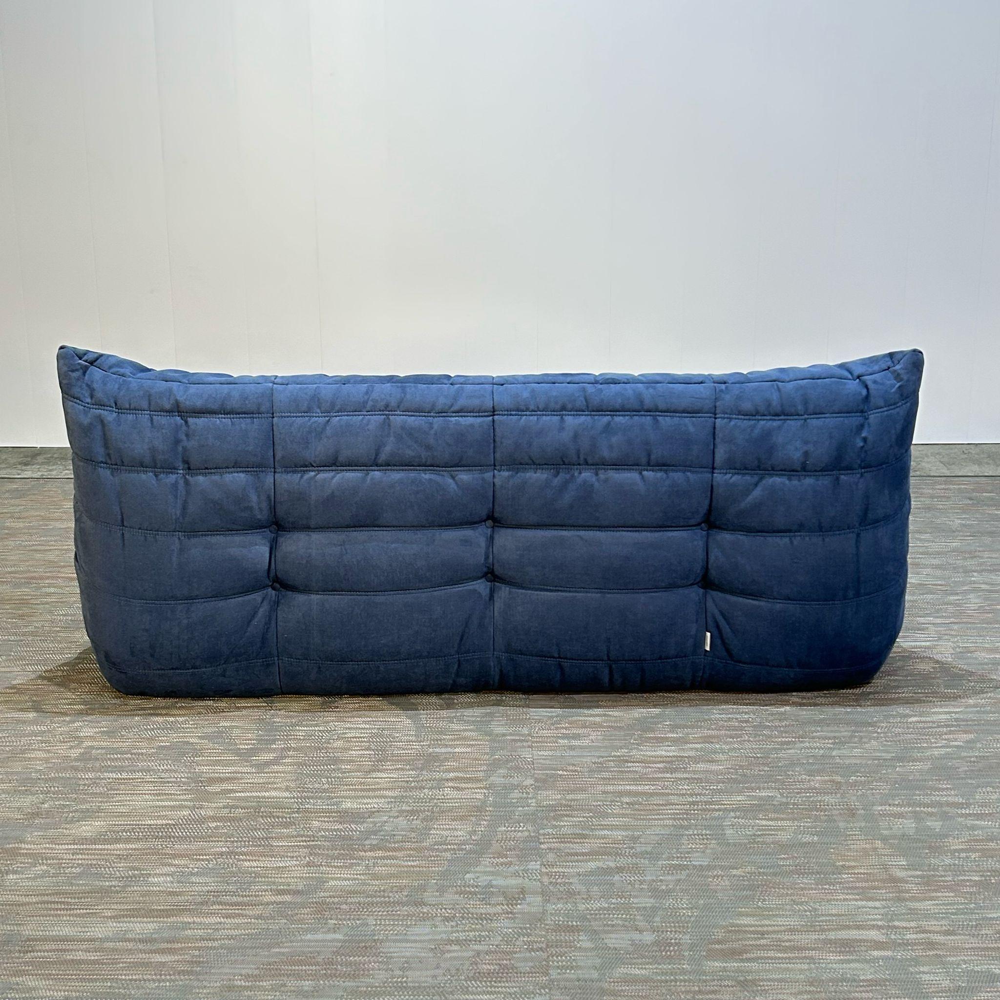 Ligne Roset by Michel Ducaroy Togo Blue Modular Sofa and Footstool, Set of Five In Good Condition For Sale In Basildon, London