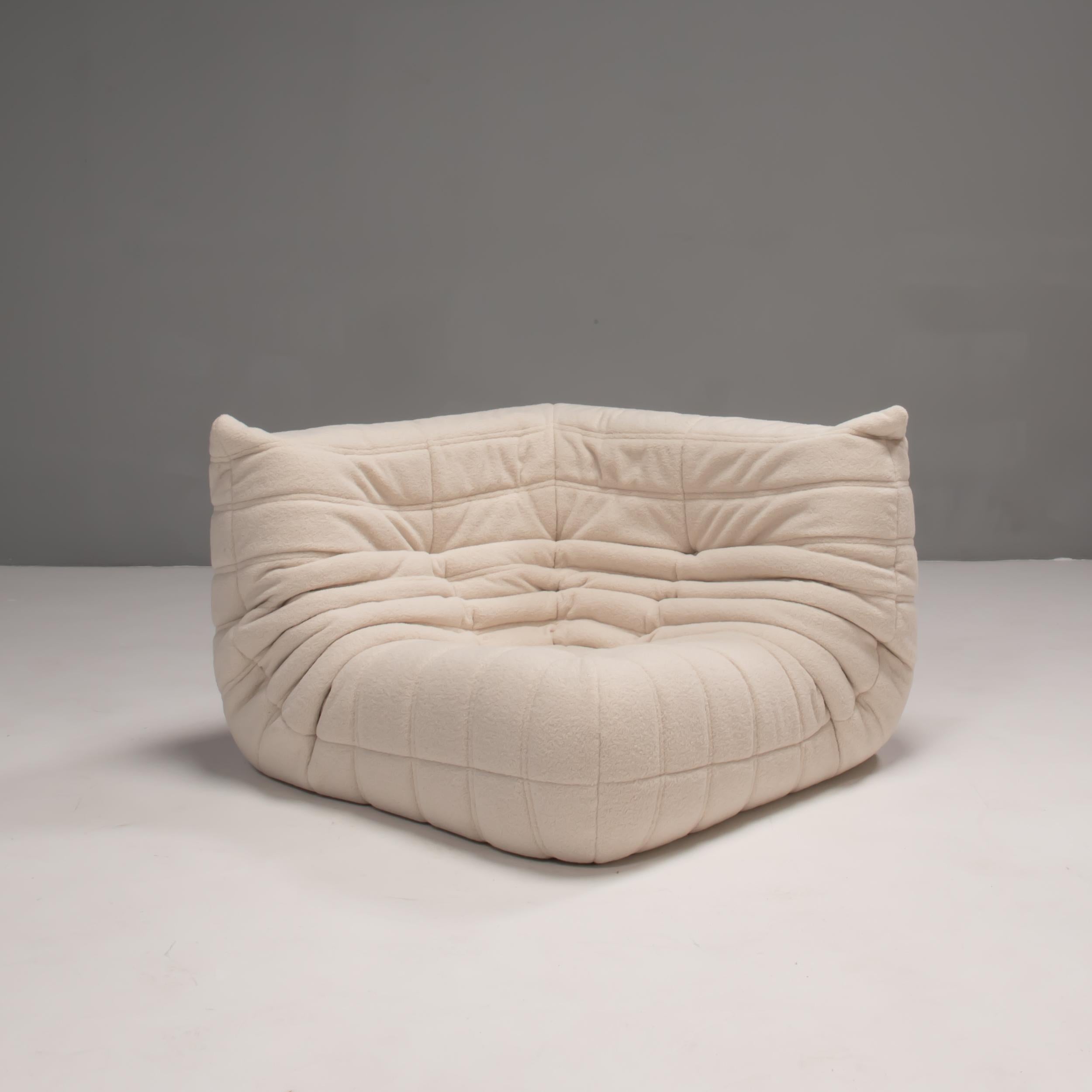 French Ligne Roset by Michel Ducaroy Togo White Boucle Modular Sofa, Set of 5