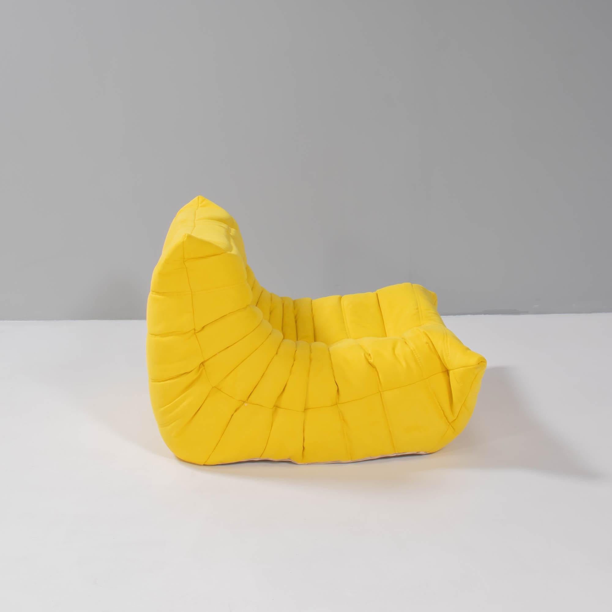 Gelber Sessel und Fußhocker aus Ligne Roset von Michel Ducaroy Togo, Zweier-Set im Angebot 4