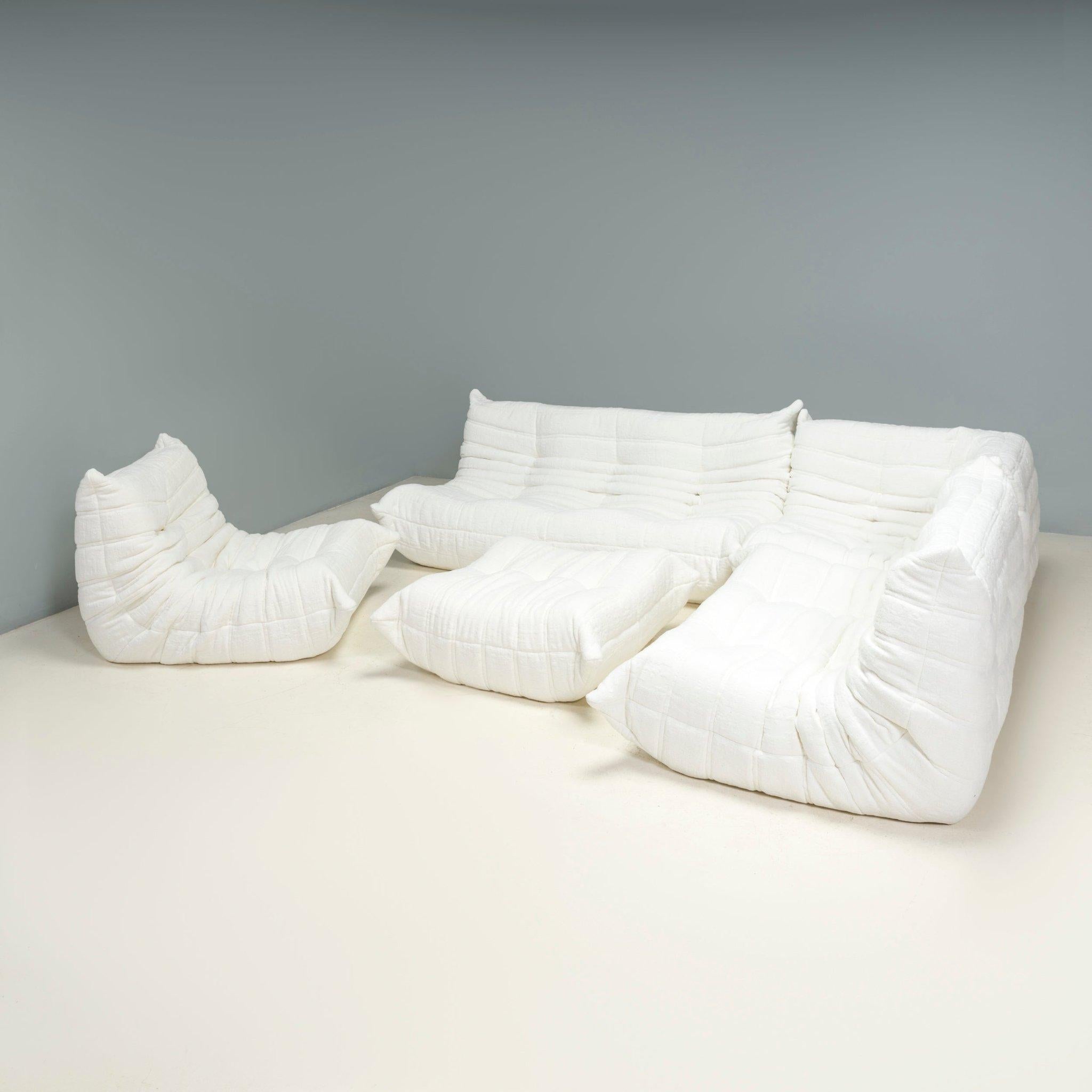 Ligne Roset by Michel Ducaroy White Bouclé Togo Sofa and Footstool, Set of Five For Sale 1