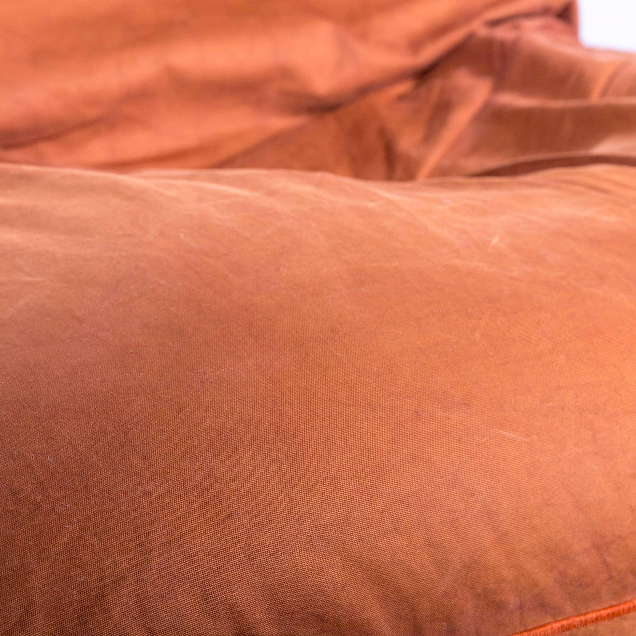 Français Ligne Roset Chaise en tissu Calin Canapé monoplace marron
