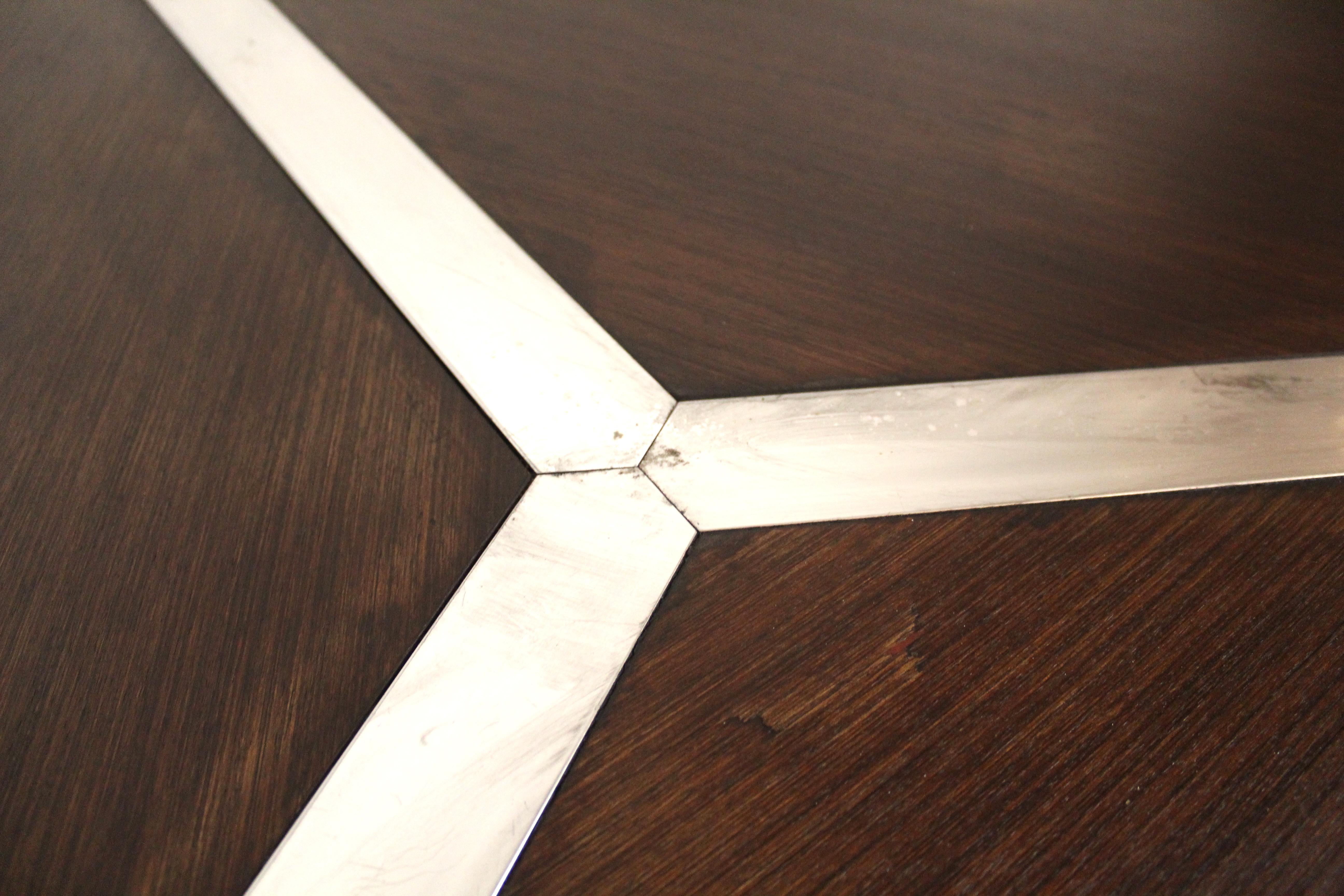 Ligne Roset Circular Dining Table In Good Condition For Sale In Brooklyn, NY